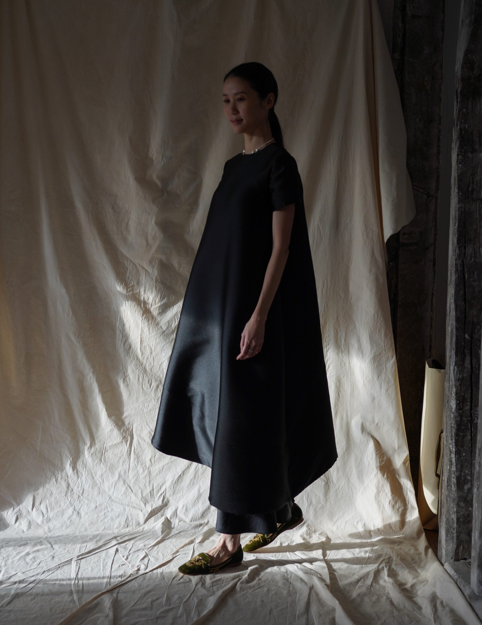 絲絨刺繡芭蕾鞋・金綠色