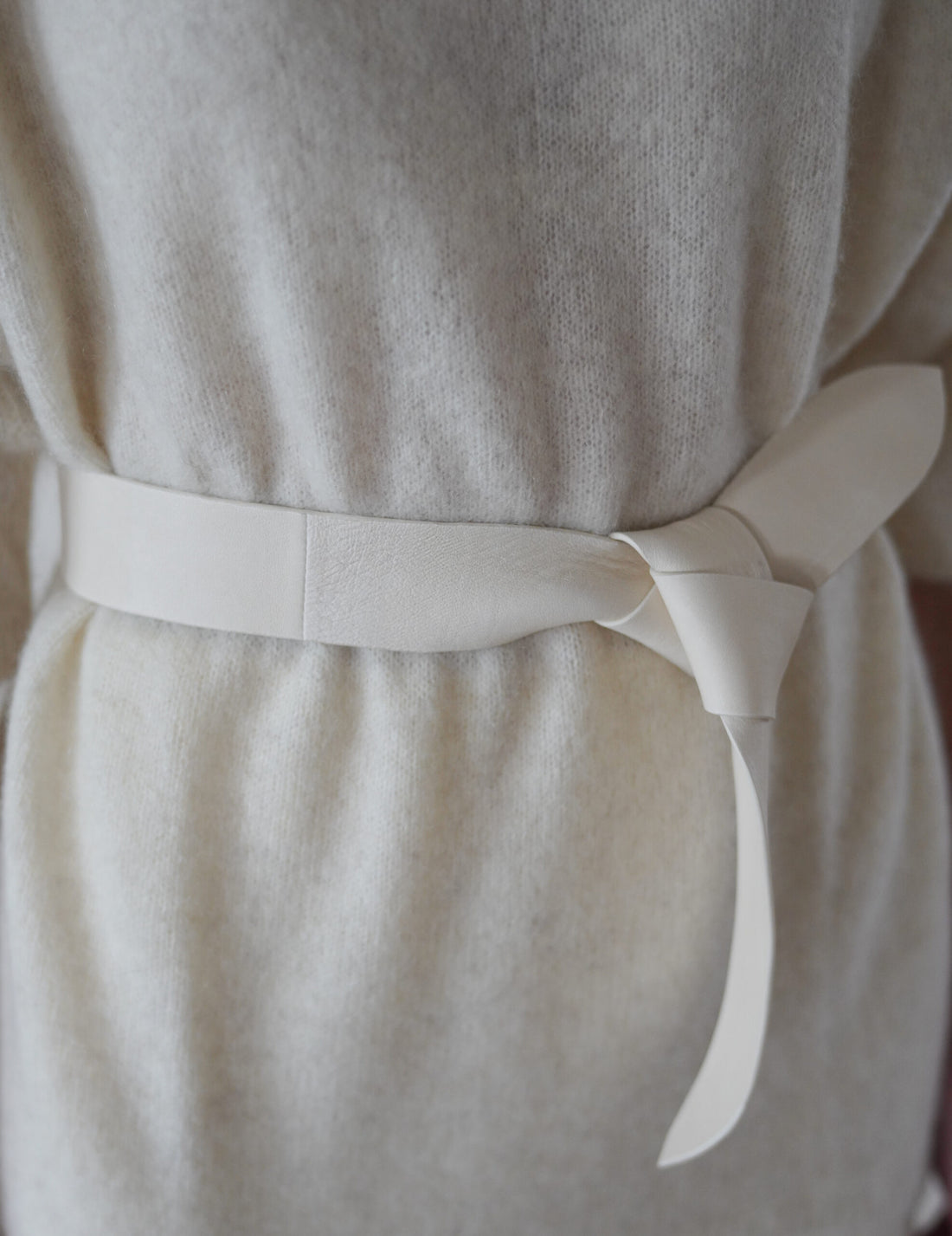 Jin 4 Wide Lambskin Belt・White