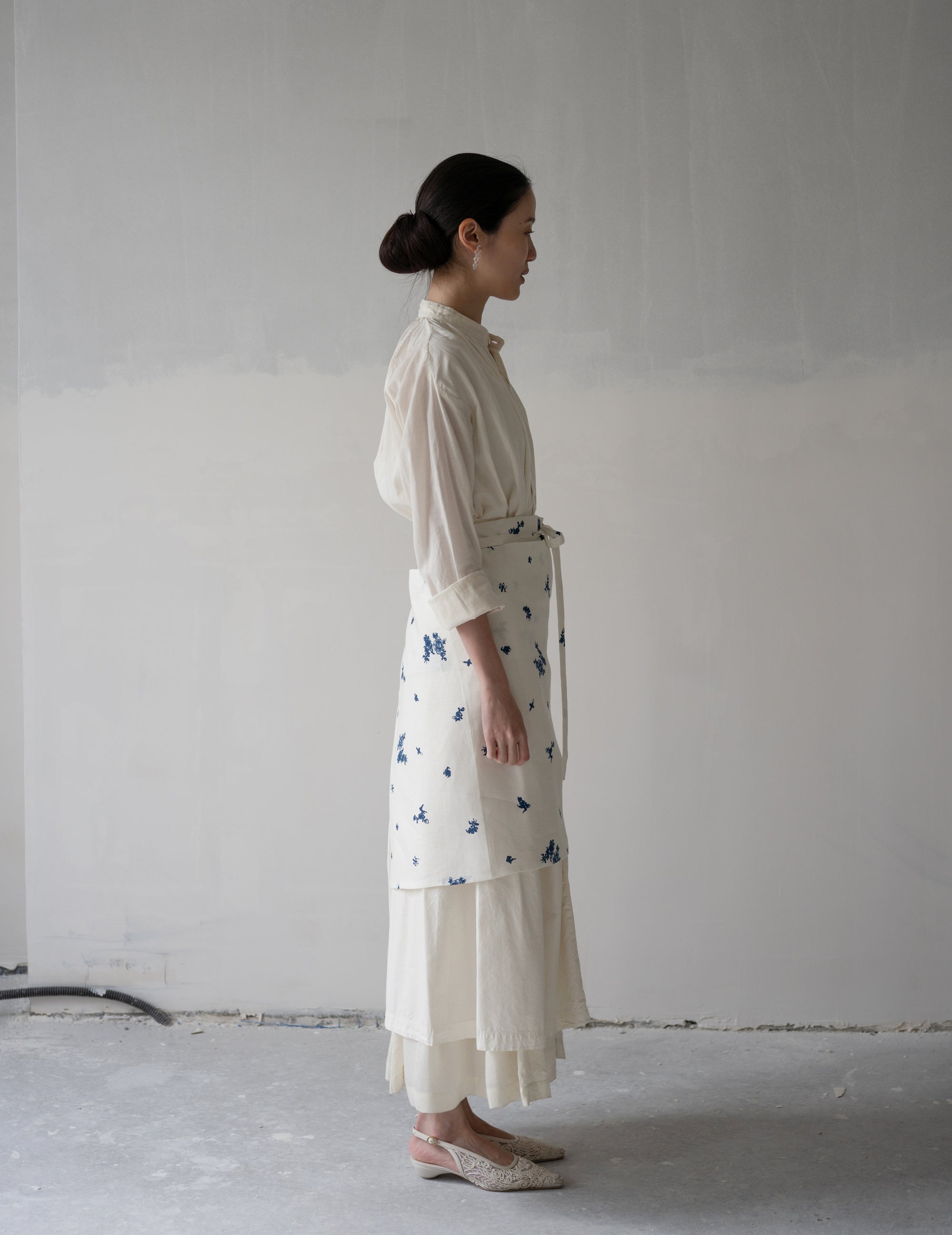 Indigo Print Linen Apron・Indigo Print