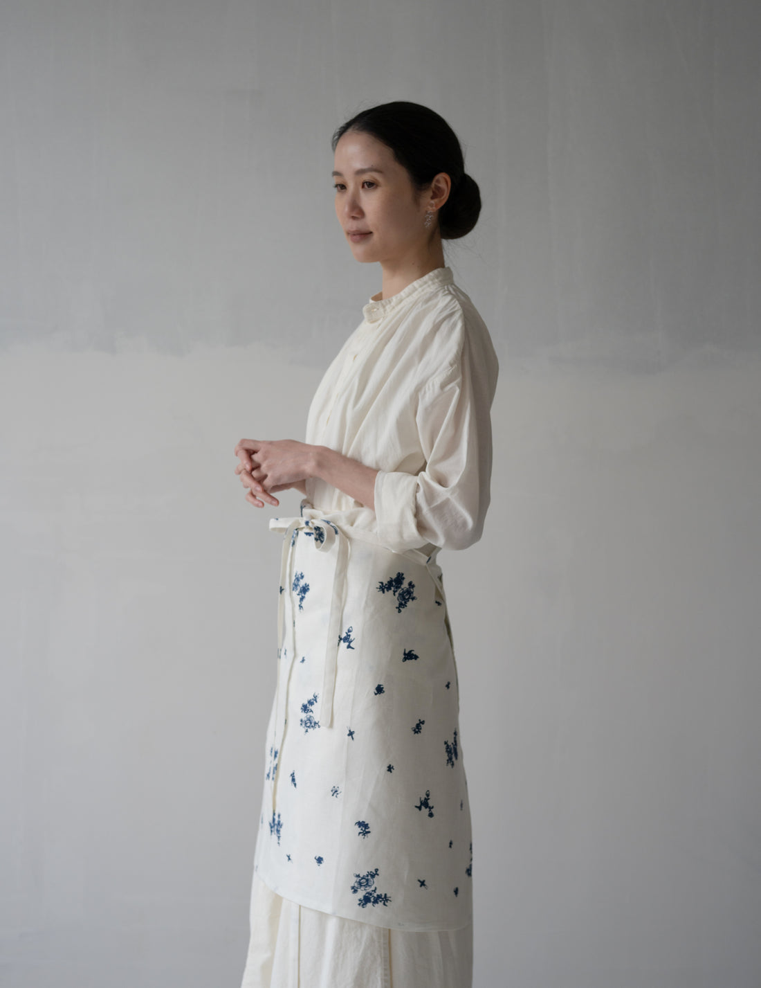 Indigo Print Linen Apron・Indigo Print