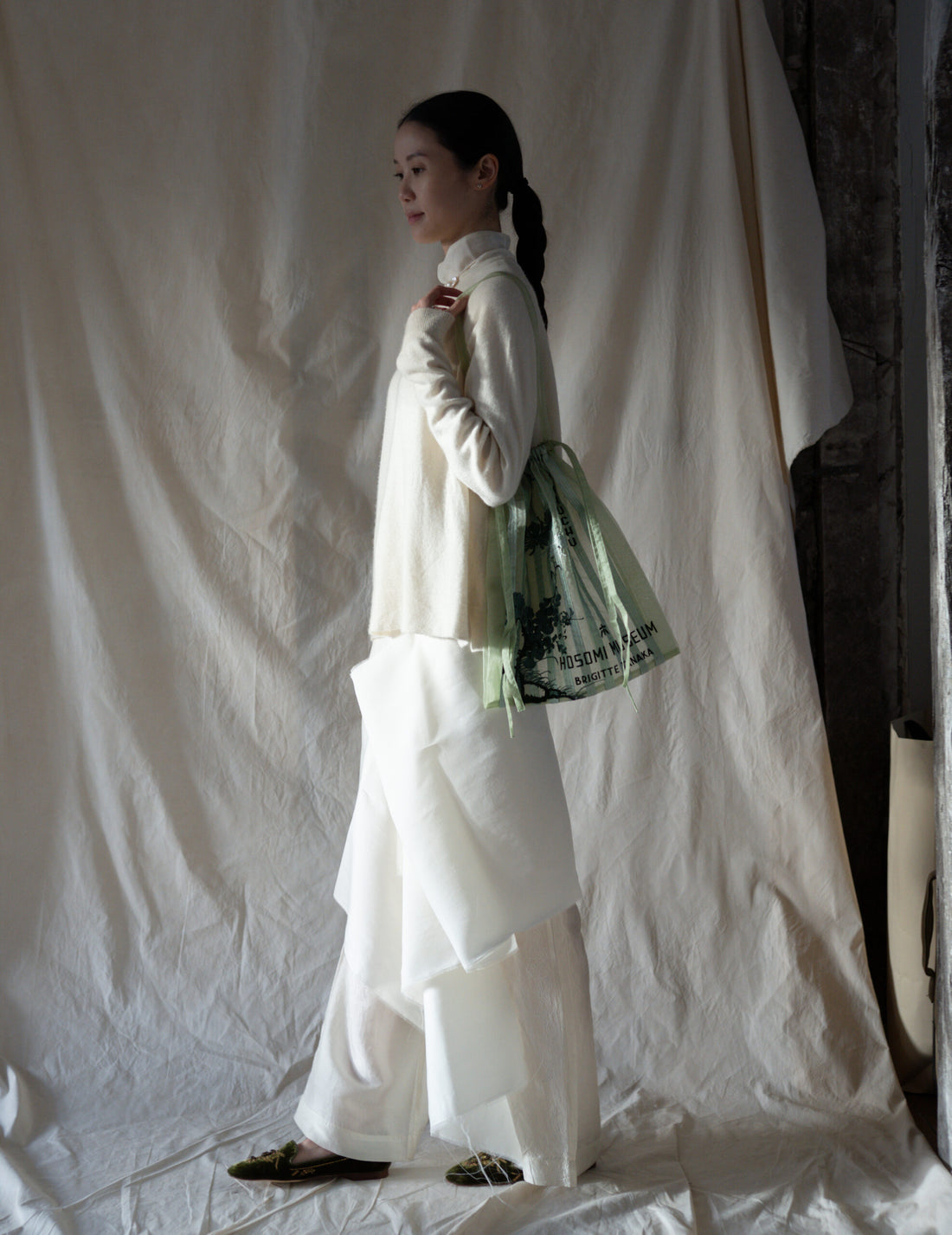 Hosomi Museum Embroidered Transparent Organza Bag・Green