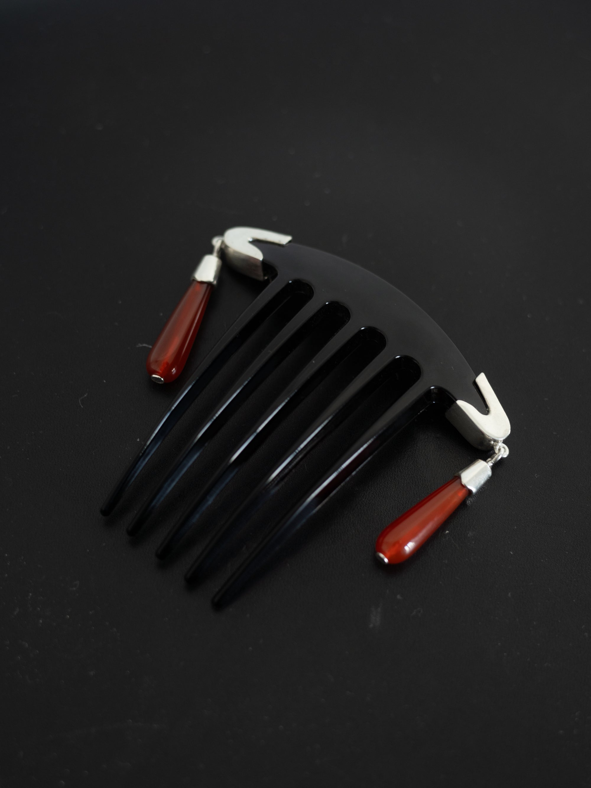 Folklore Comb
