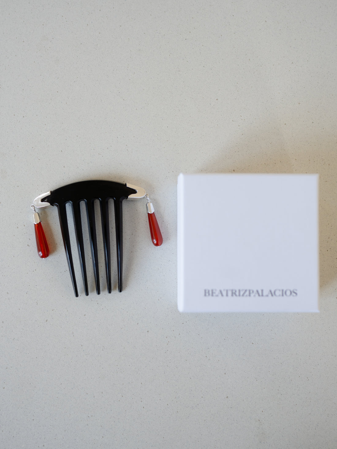 Folklore Comb