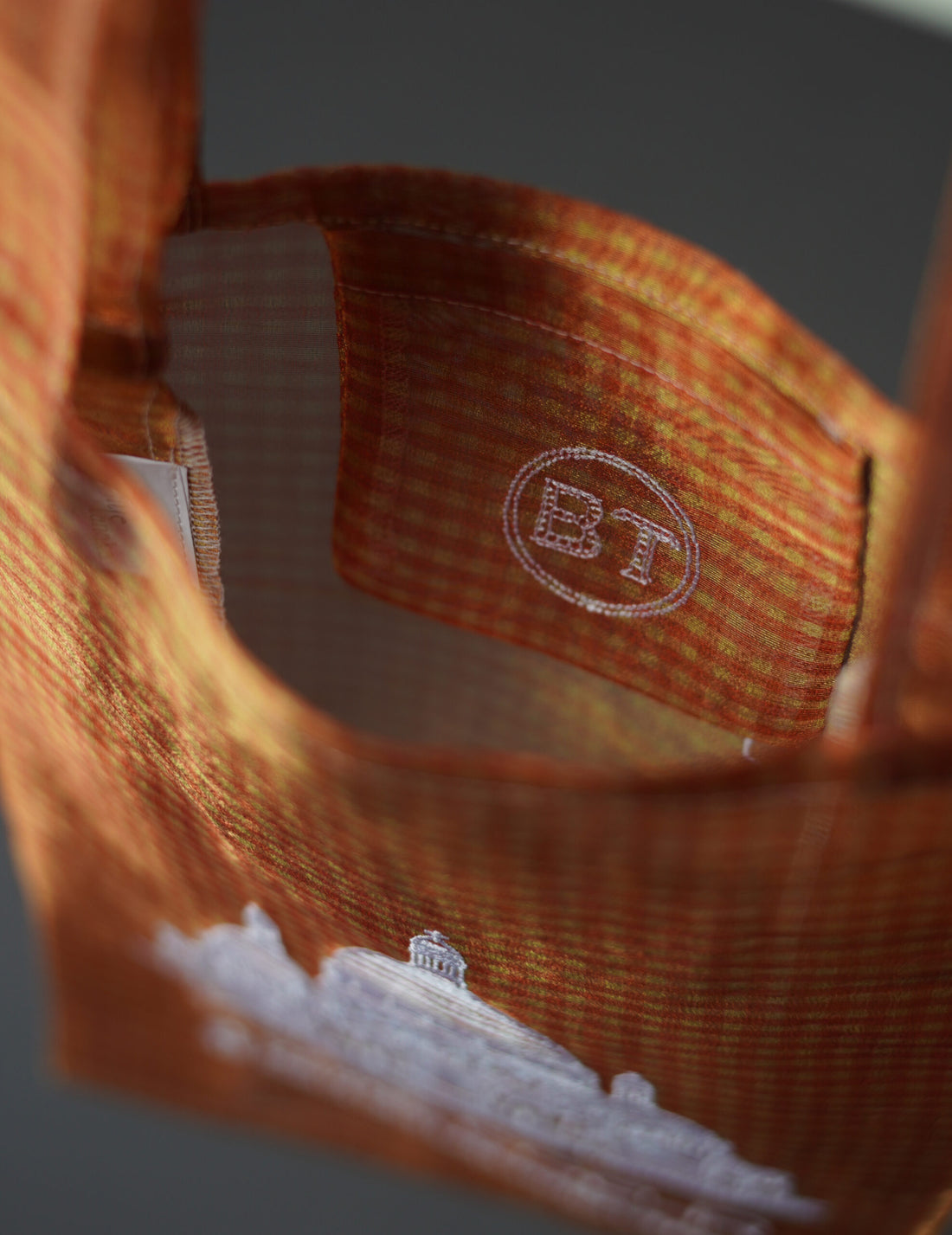 Paris Sacré-Cœur Embroidered Organza Bag・Red Check