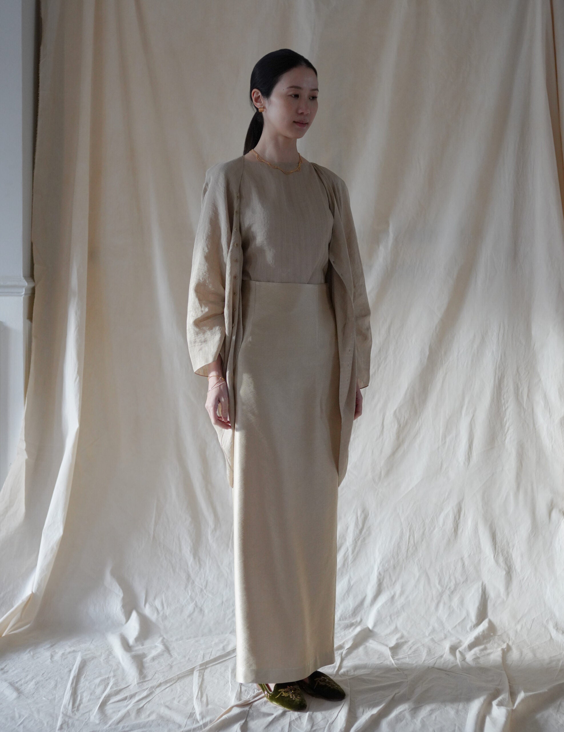 ELOISE 提花不對稱襯衫・米色