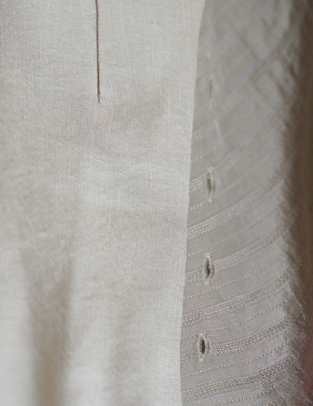 ELOISE 提花不對稱襯衫・米色