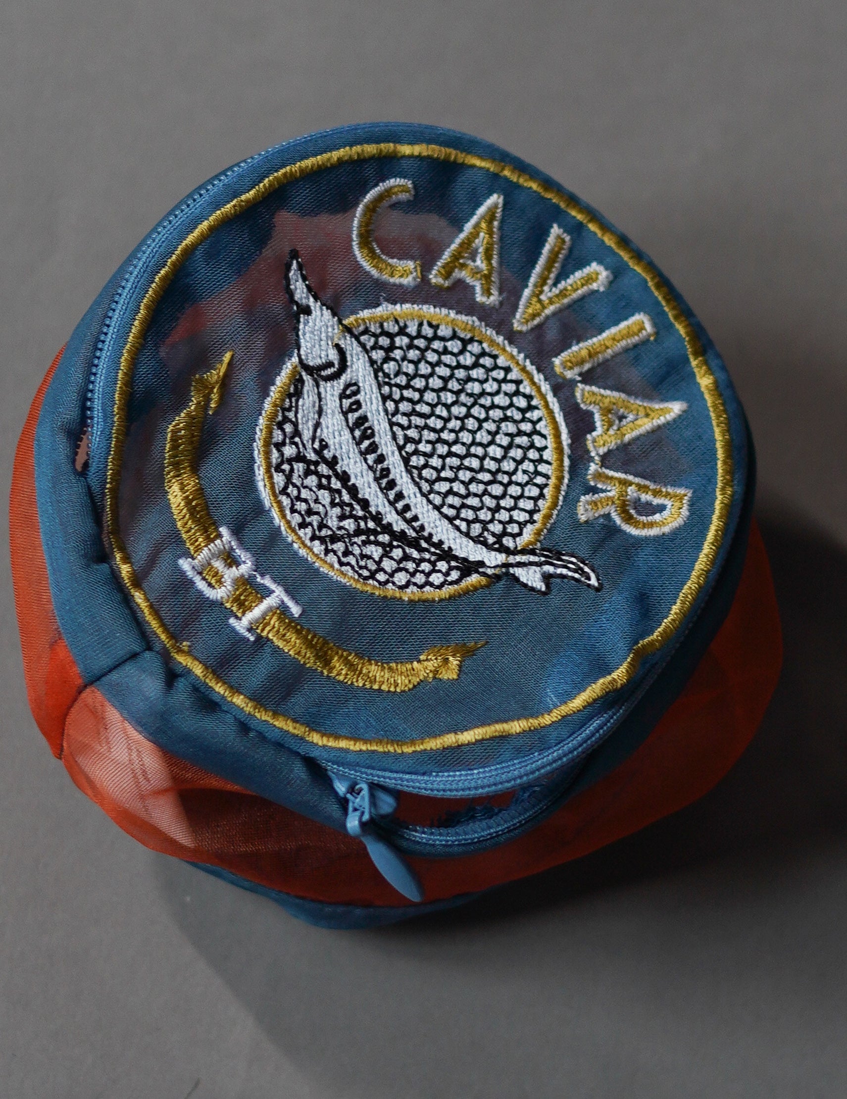 魚子醬罐刺繡歐根紗收納包