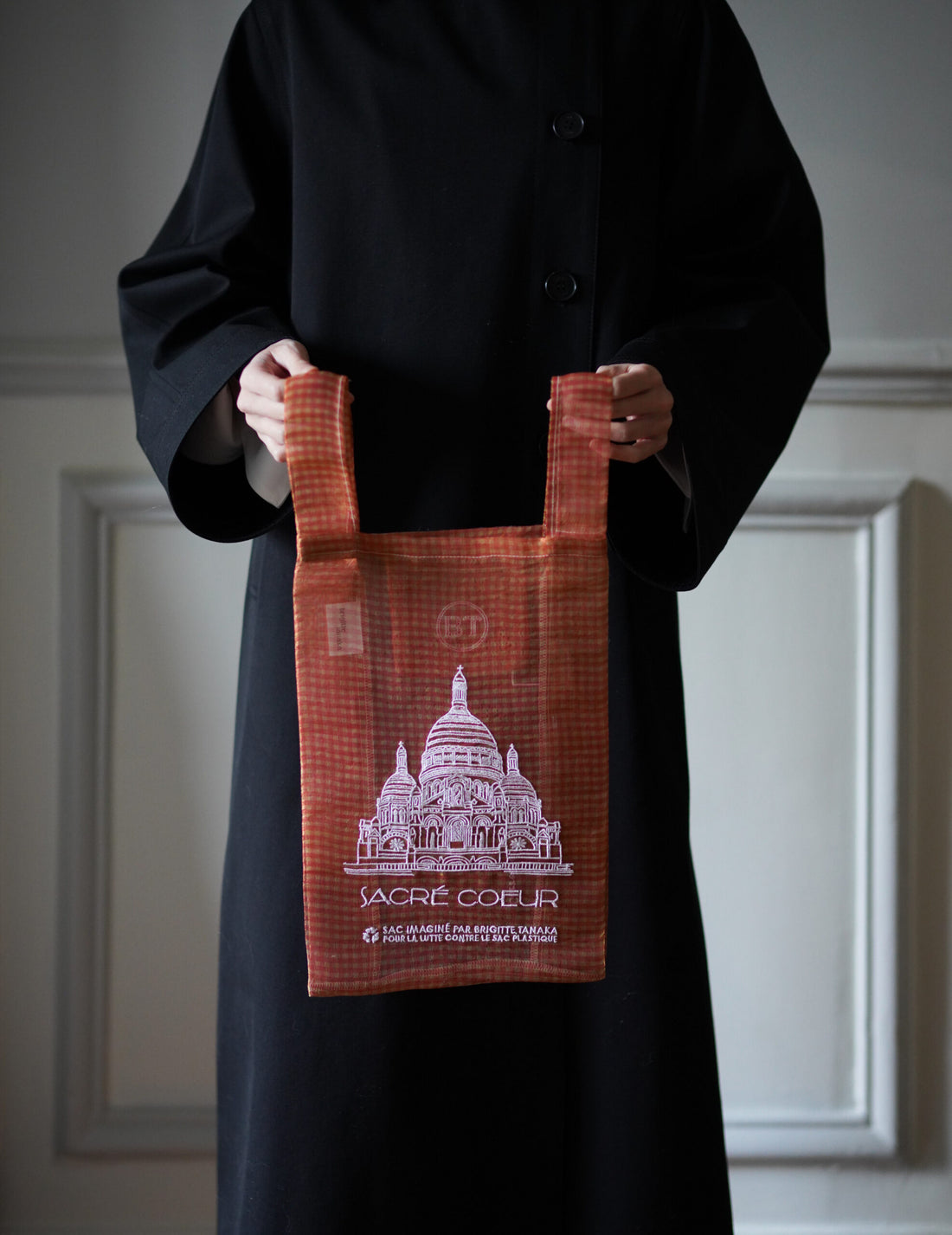 Paris Sacré-Cœur Embroidered Organza Bag・Red Check