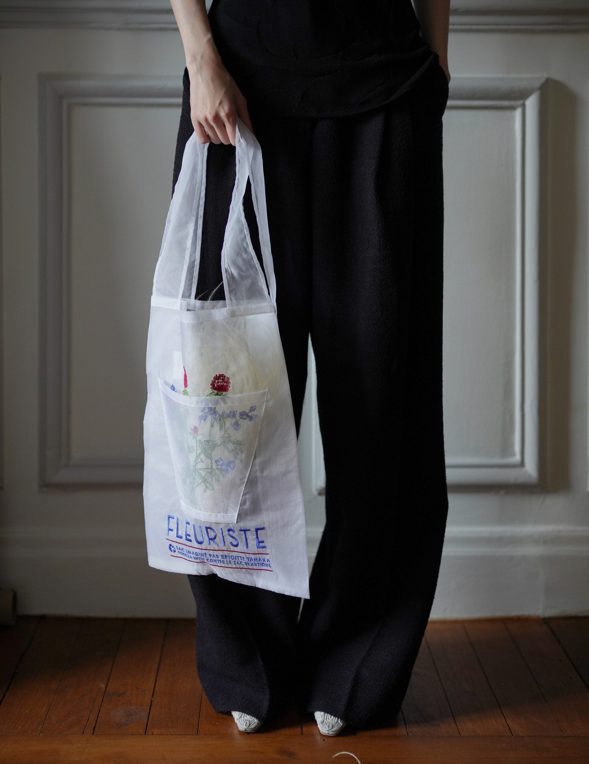 小紅花刺繡歐根紗手袋