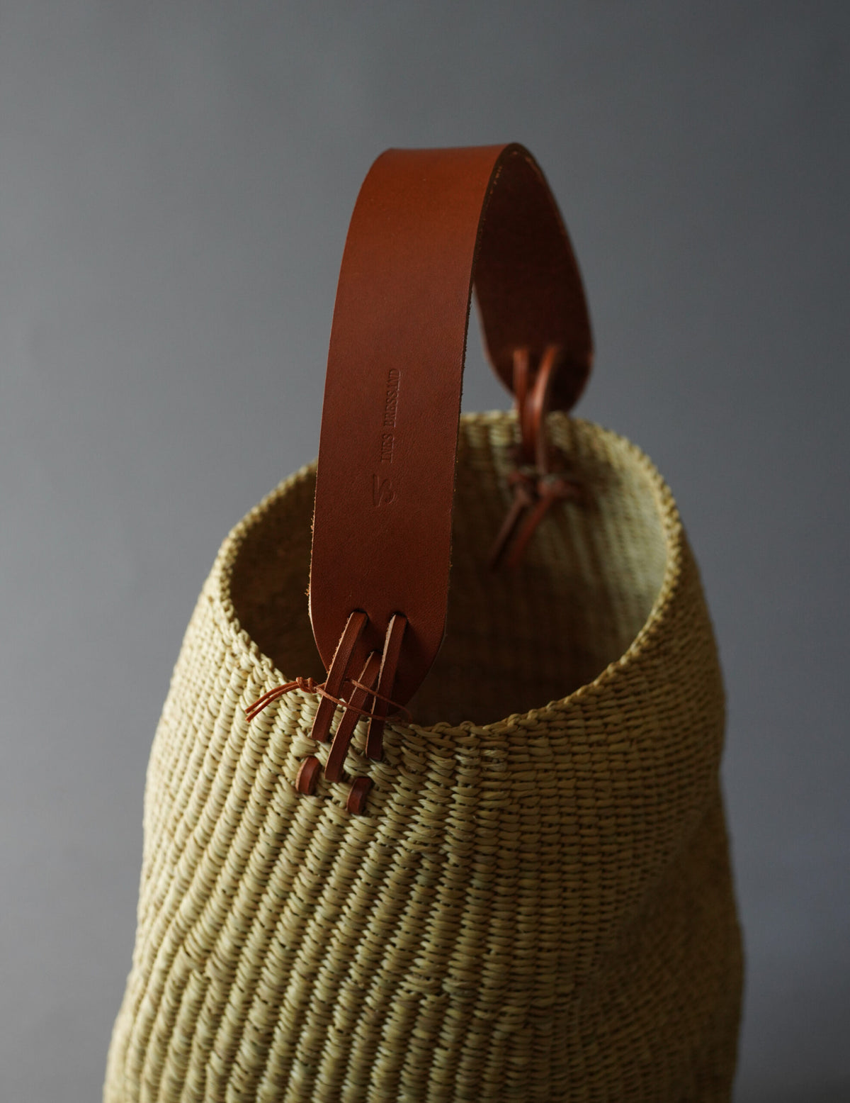 Akamae Crumpled Woven Bag N.40・Brown