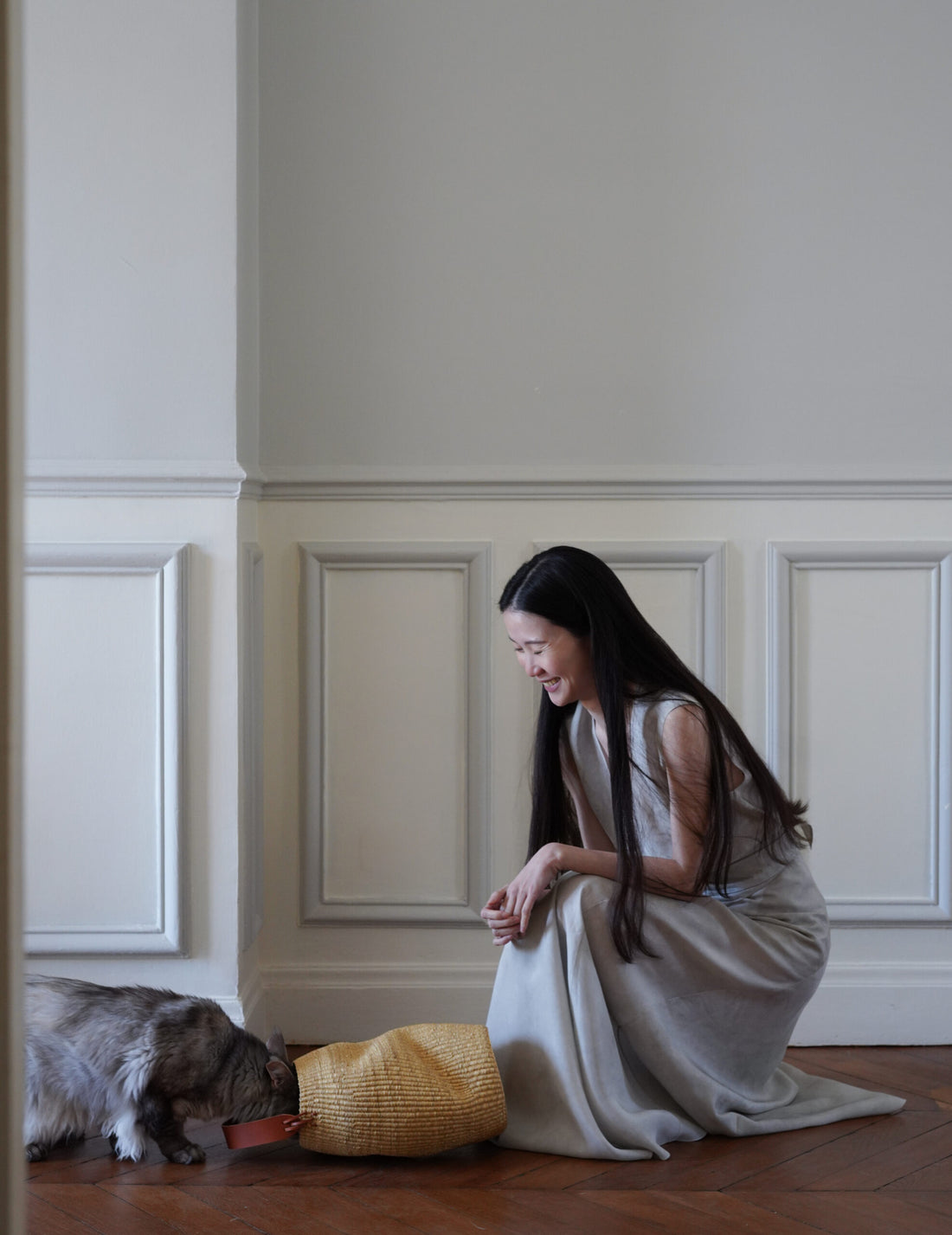 Akamae 皺褶草編包 N.40・棕色