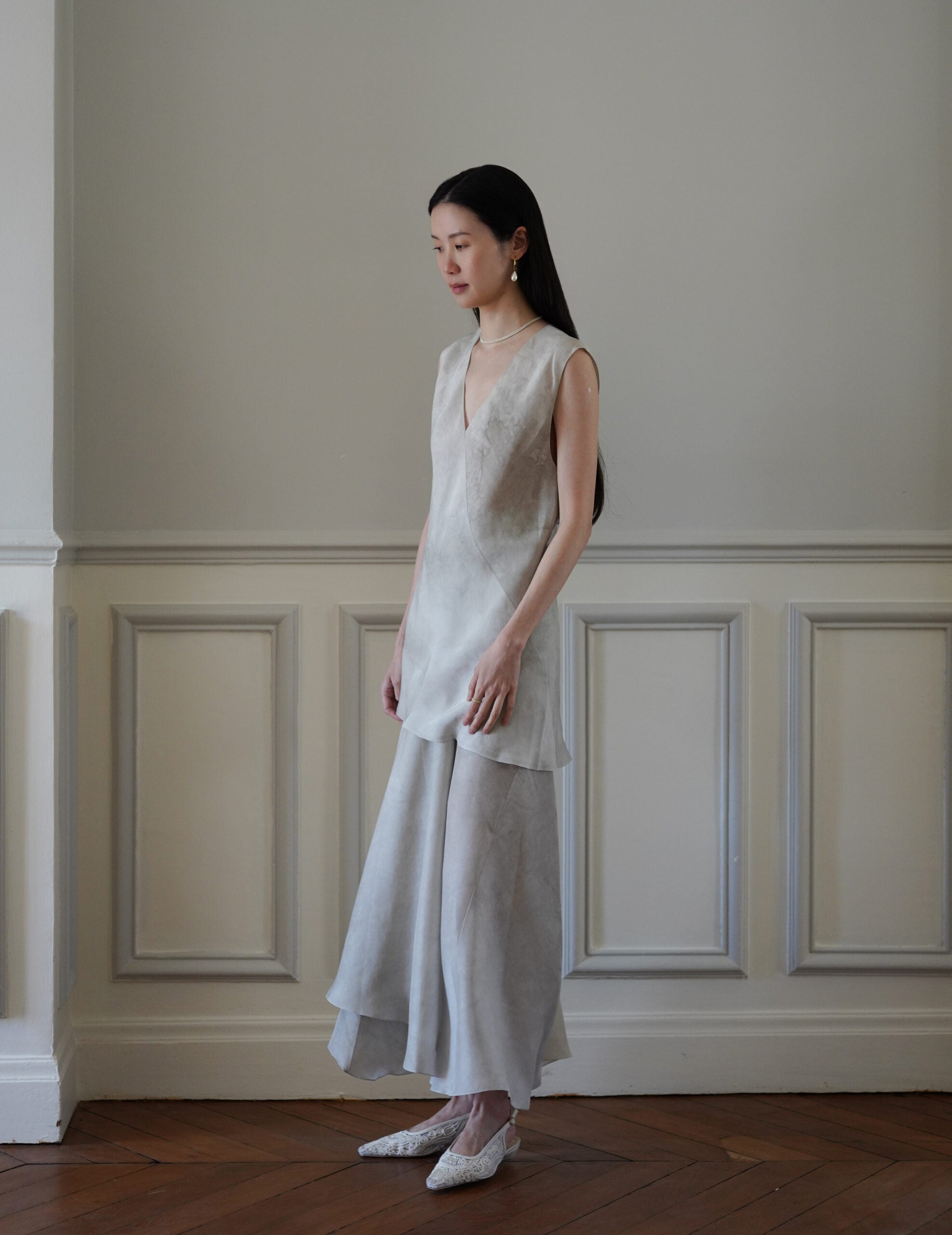 Dali 無袖真絲上衣・霧灰色