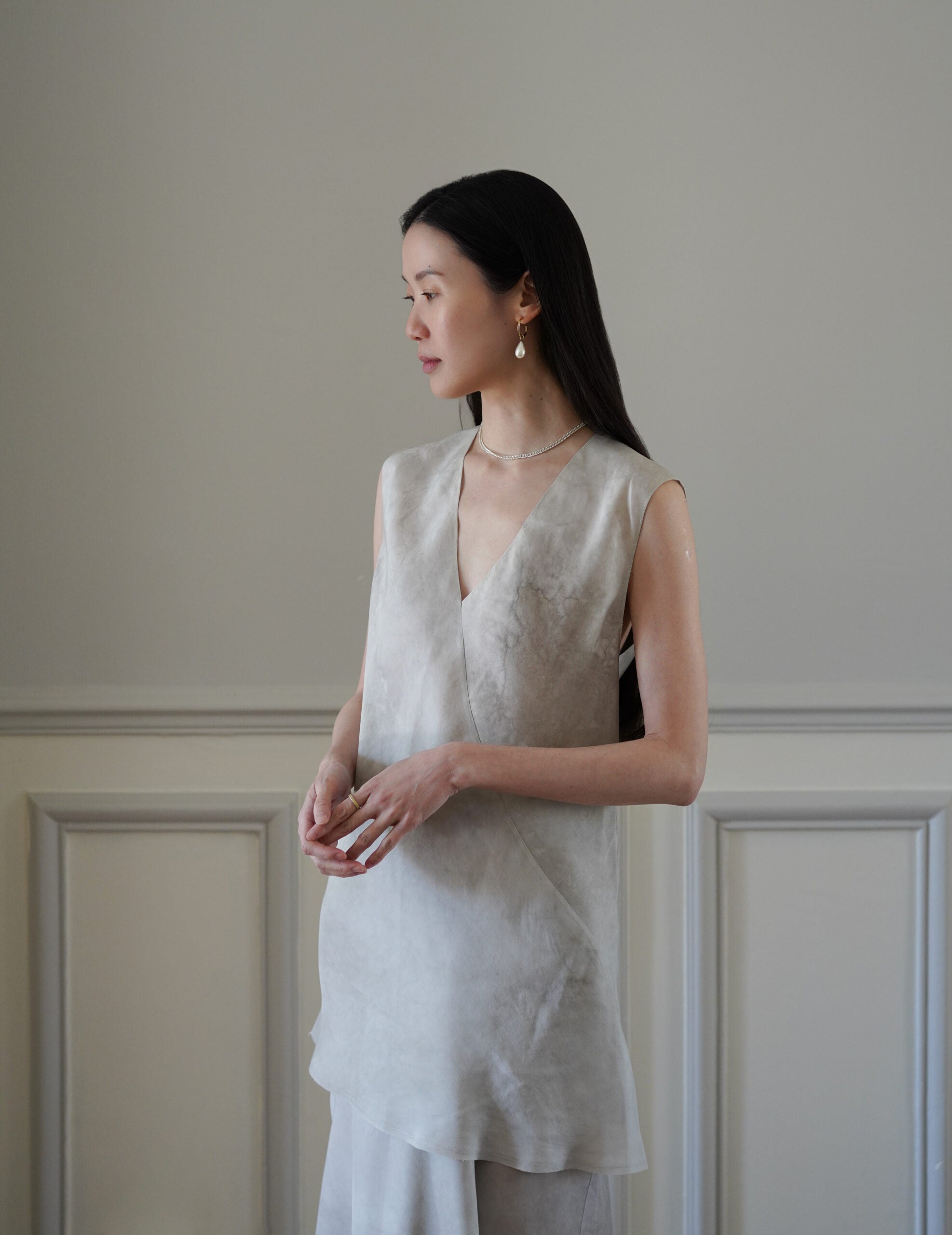 Dali 無袖真絲上衣・霧灰色