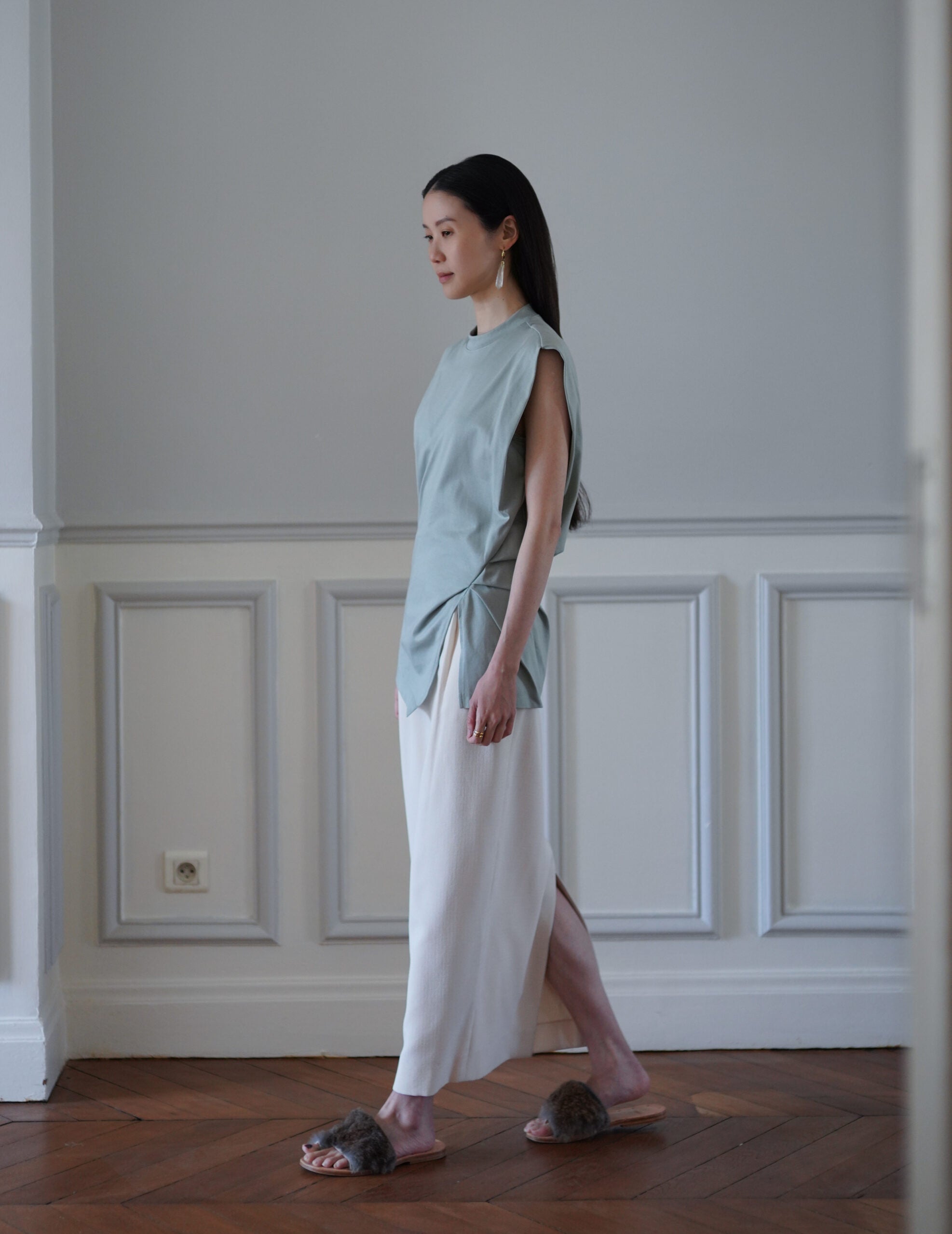 Cotton Jersey Asymmetric Sleeveless Top・Grey