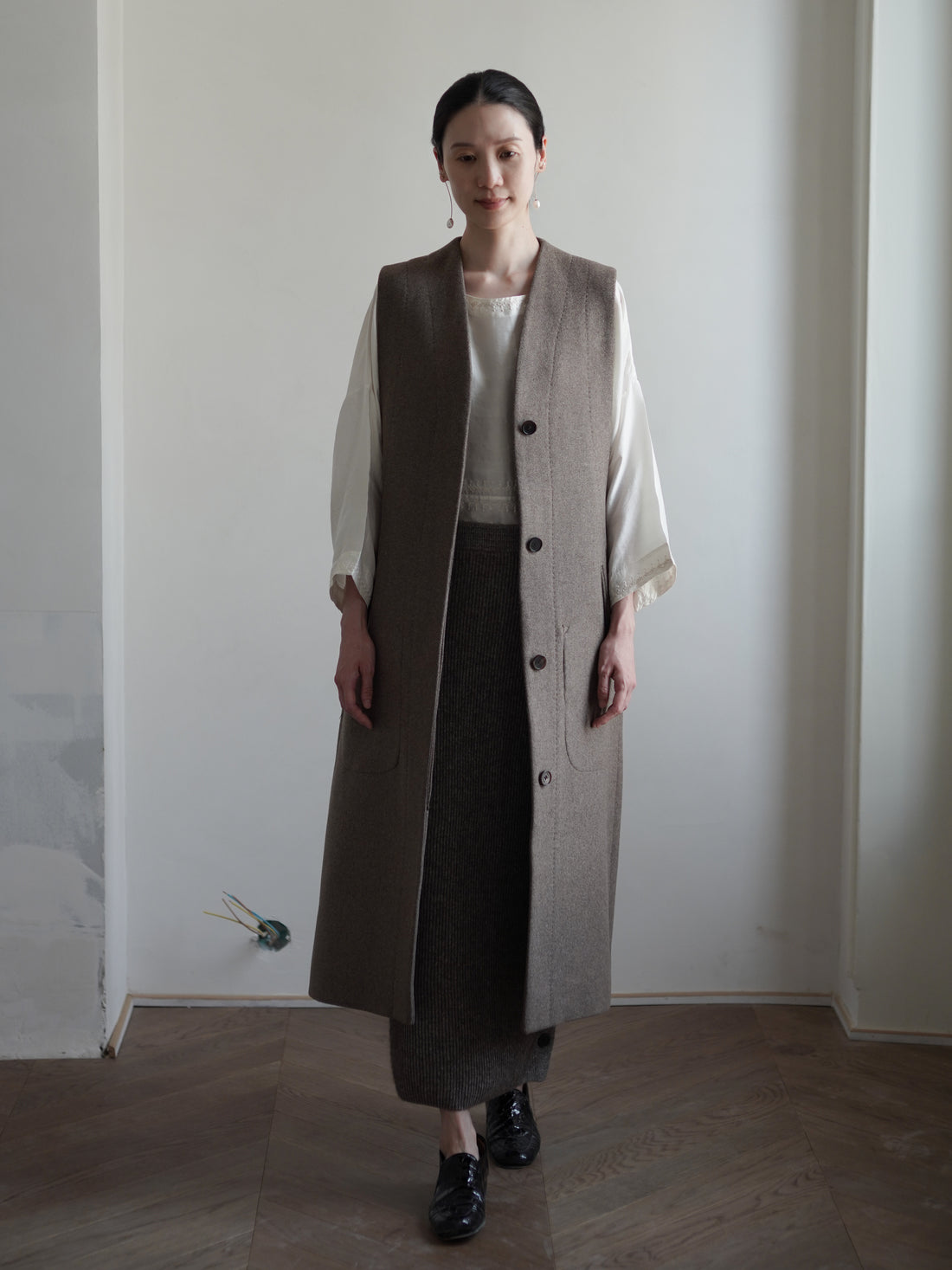 VICTOIRE Wool Blend Long Vest・Taupe