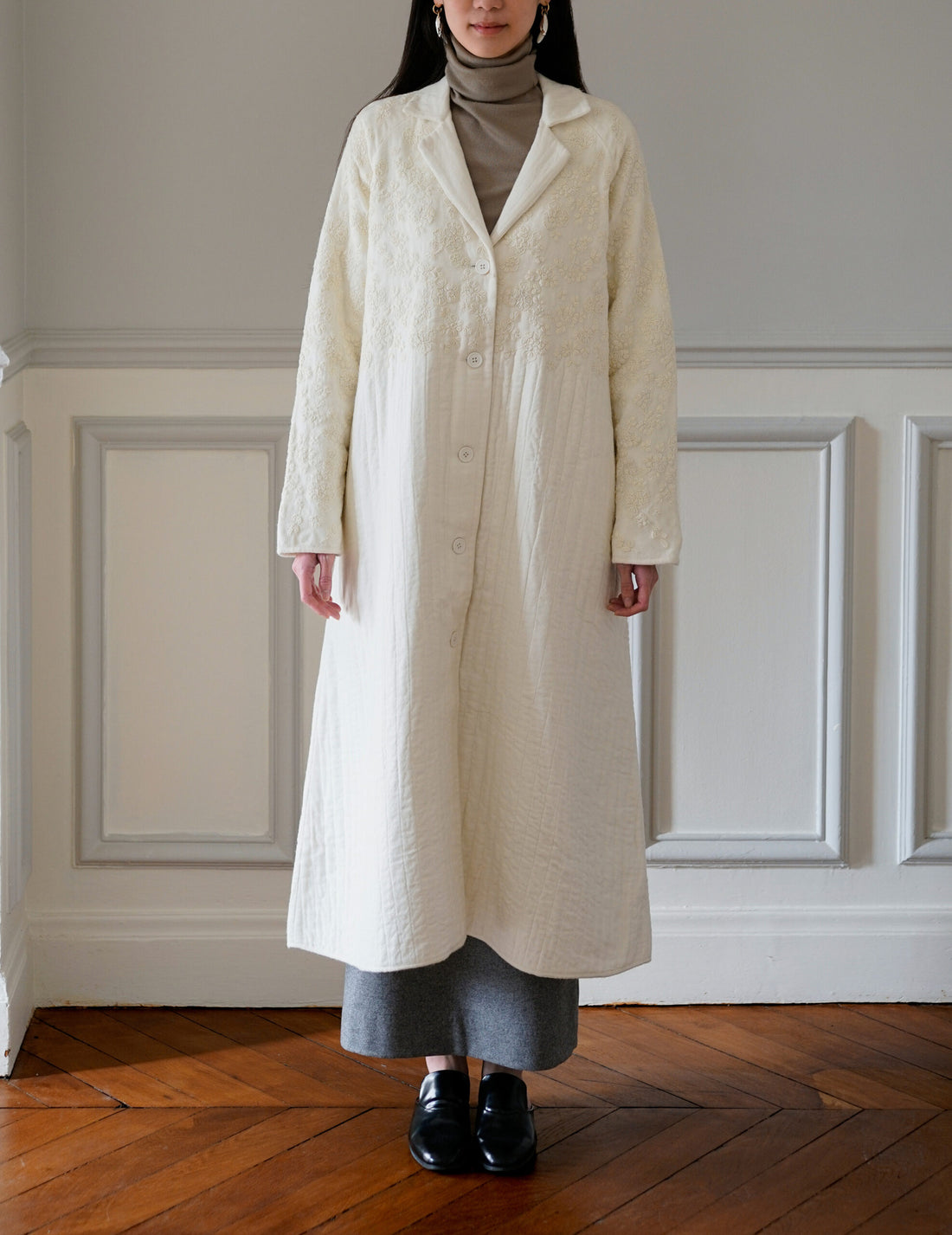 RITA Quilted Coat with Blossom Embroidery ・ Ivory