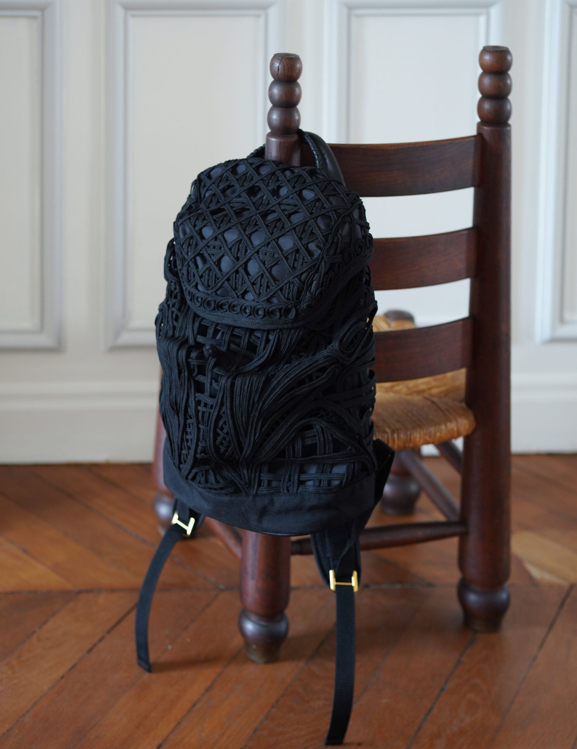 Cording Embroidery Backpack・Black