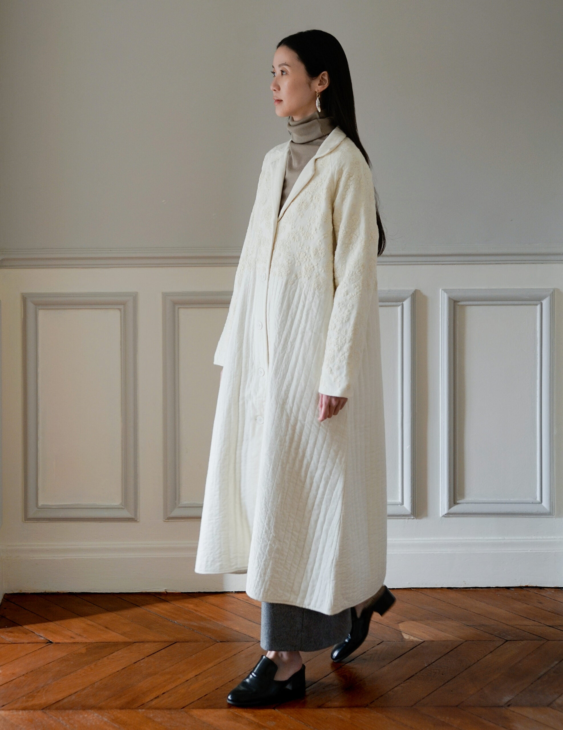 RITA Quilted Coat with Blossom Embroidery ・ Ivory