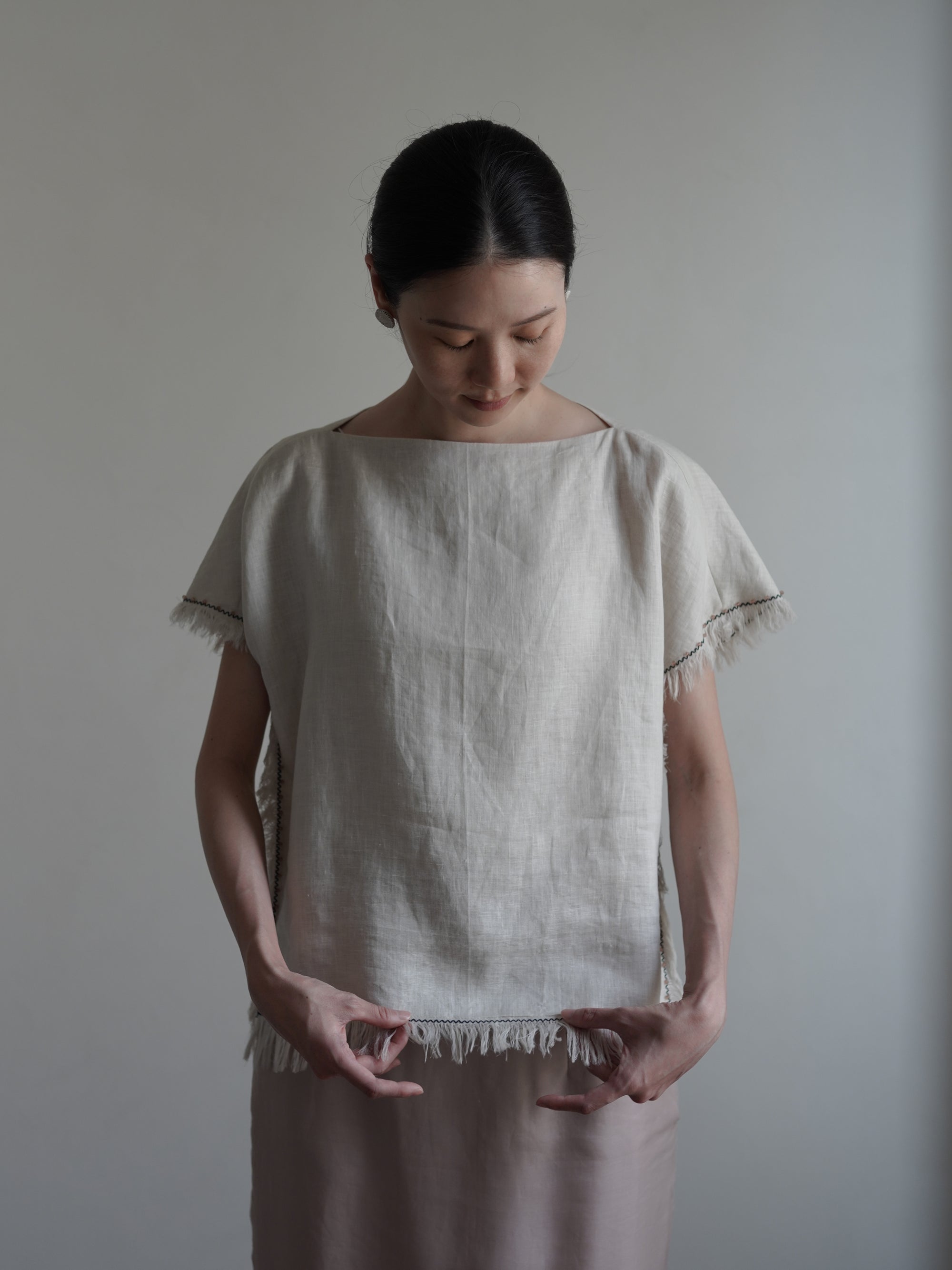 Fringe Dropped Shoulders Linen Top・Grey