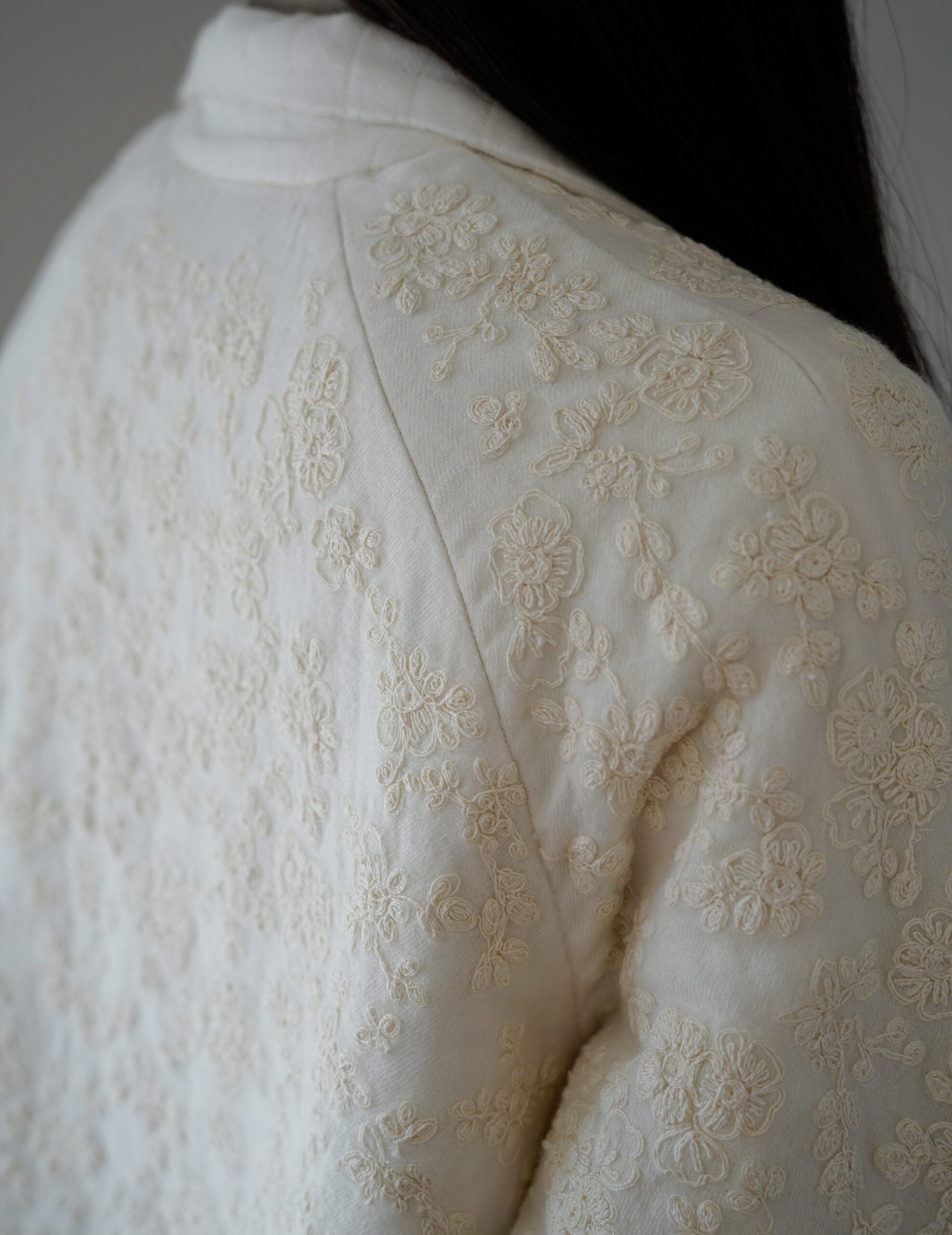 RITA Quilted Coat with Blossom Embroidery ・ Ivory
