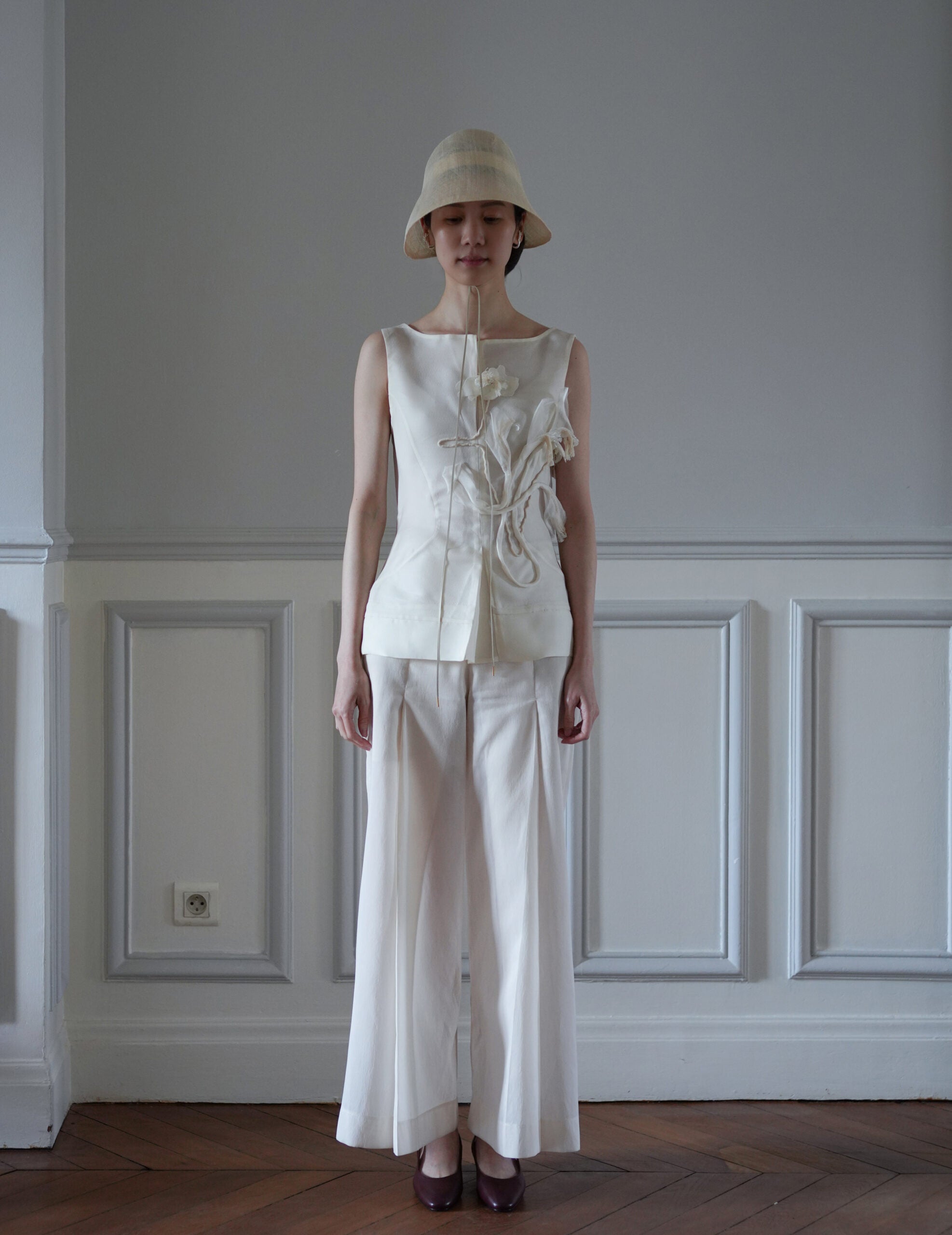 Sinamay Crochet Bell Hat・Ecru