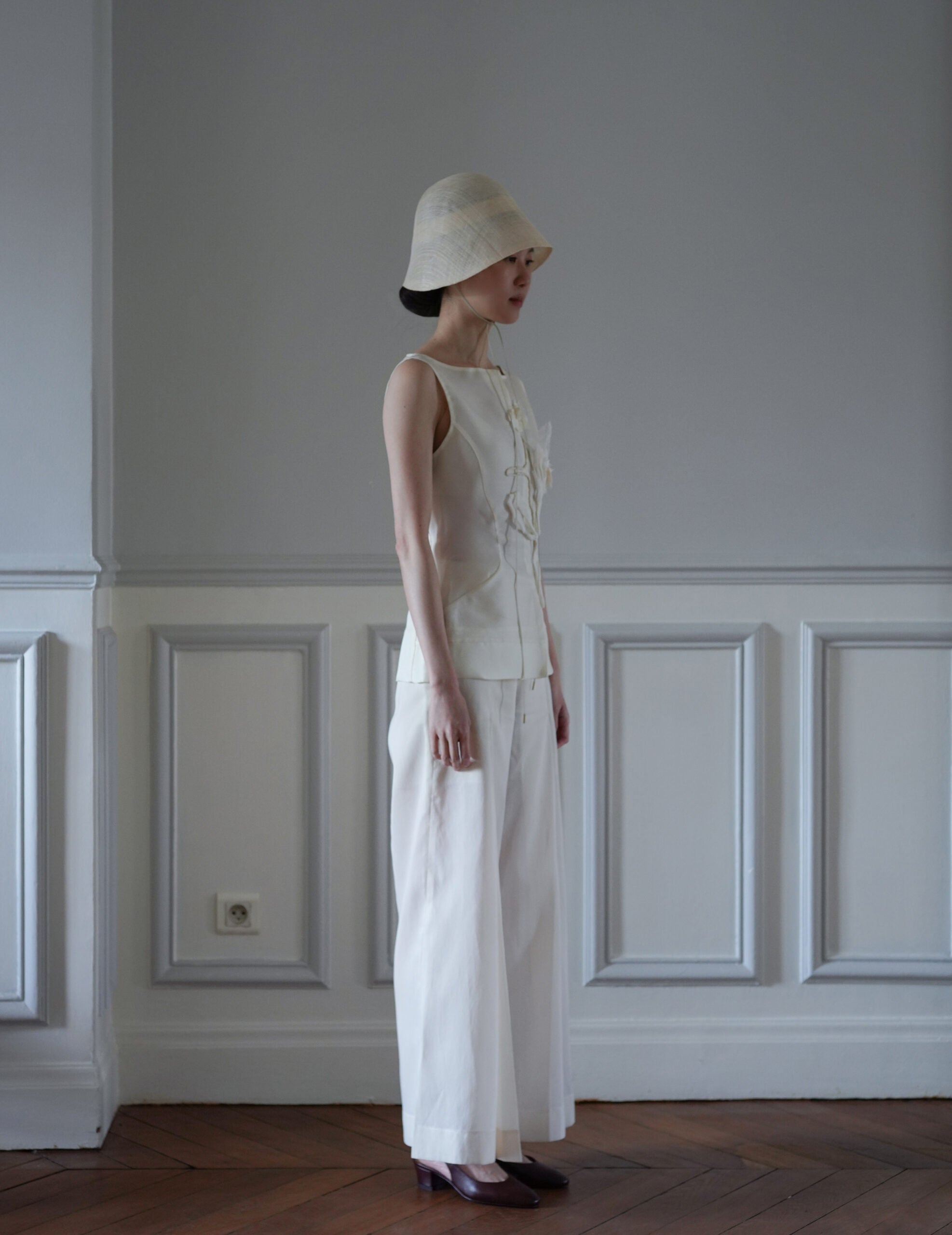 Sinamay Crochet Bell Hat・Ecru