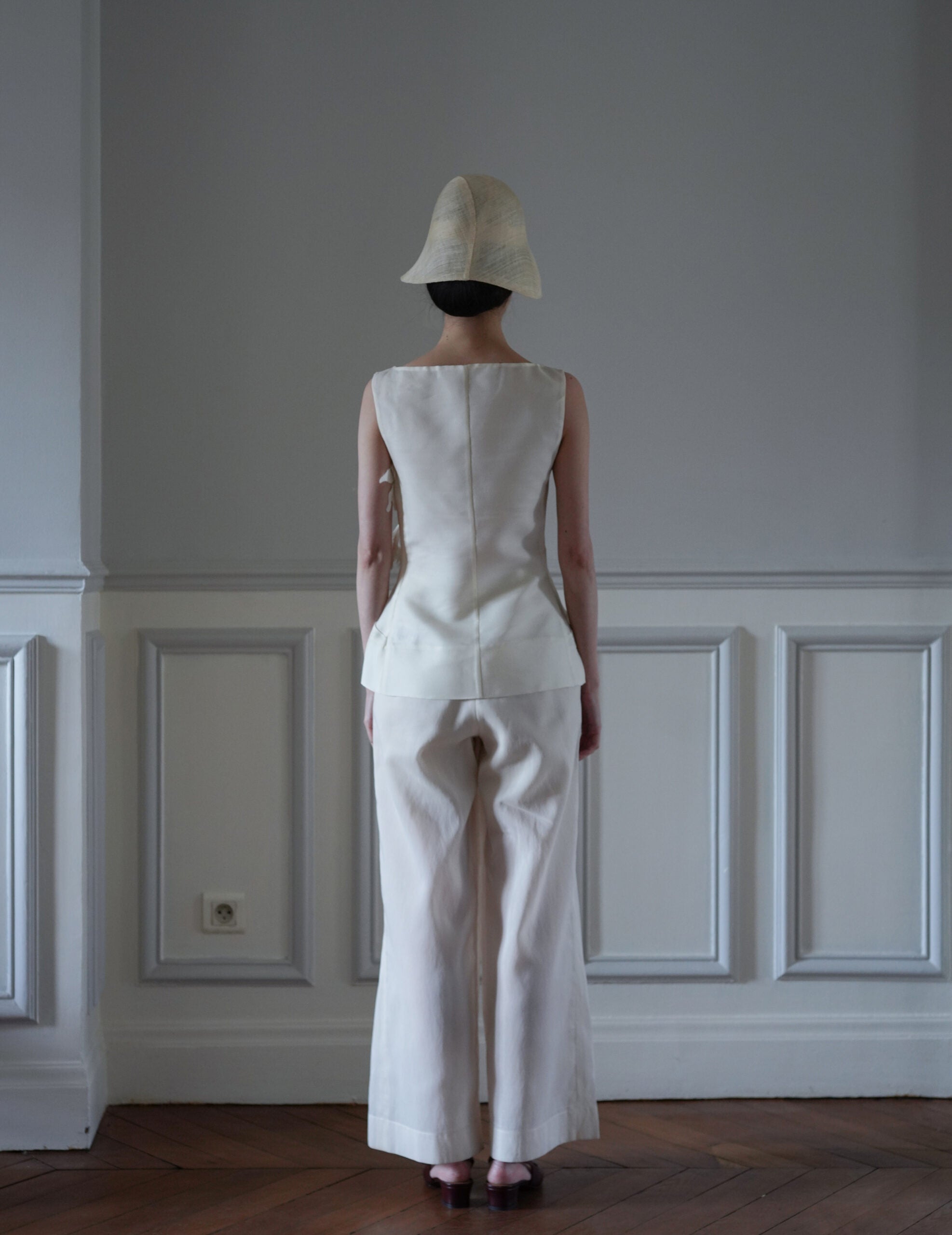 Sinamay Crochet Bell Hat・Ecru