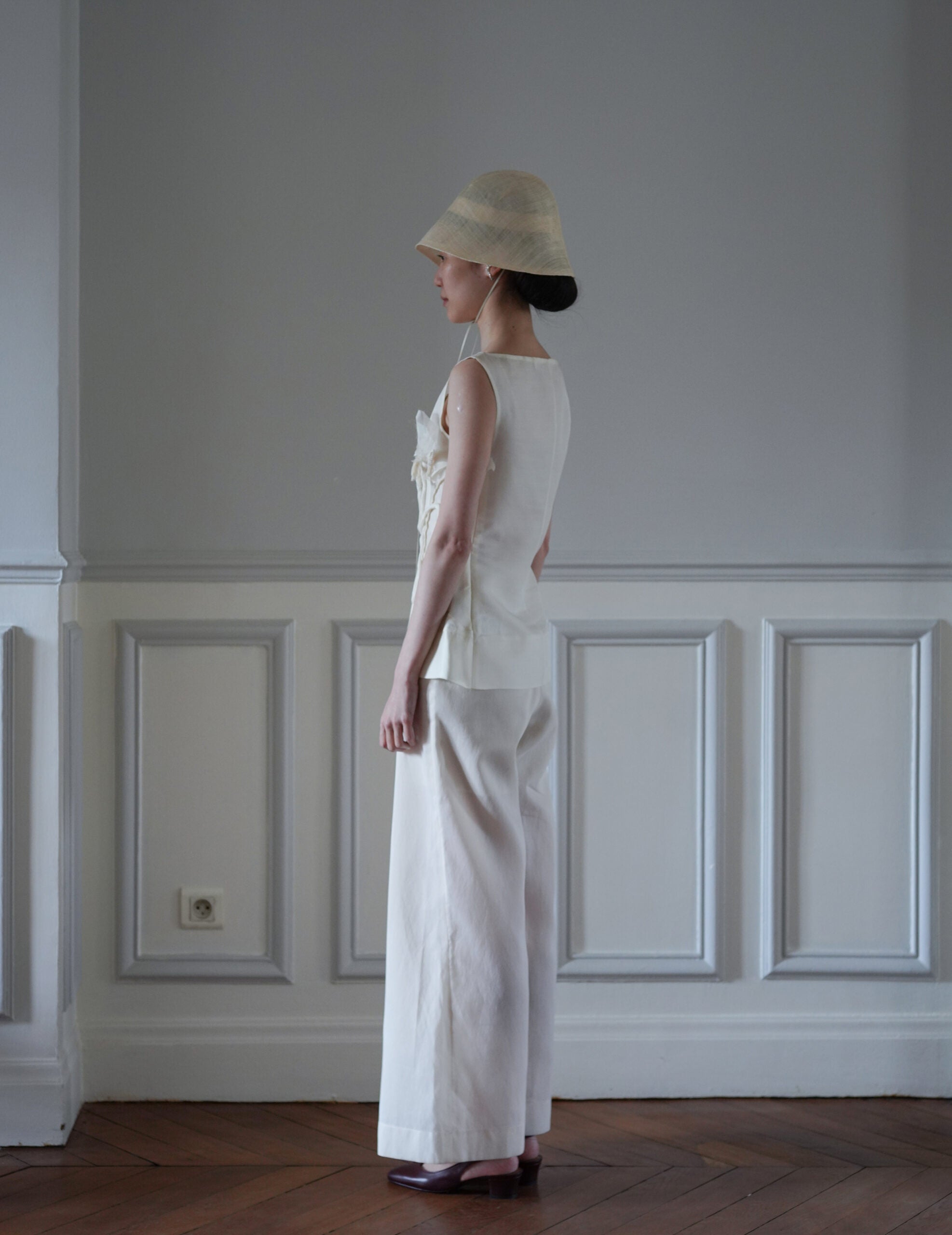 Sinamay Crochet Bell Hat・Ecru