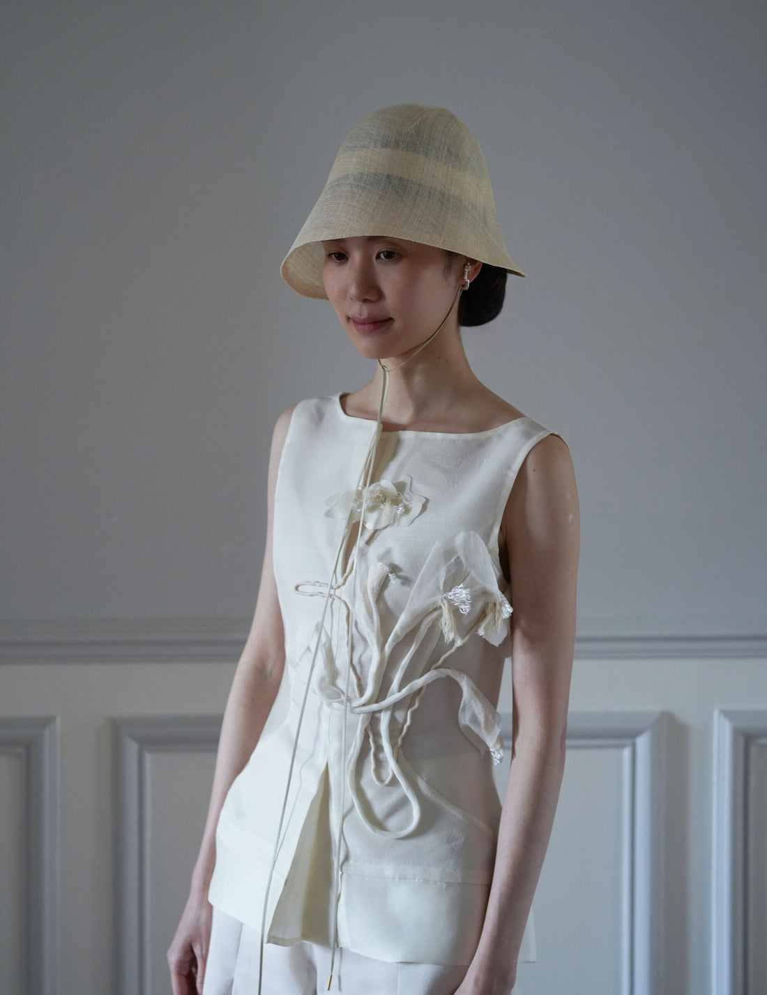 Sinamay 編織鐘形帽・米白色