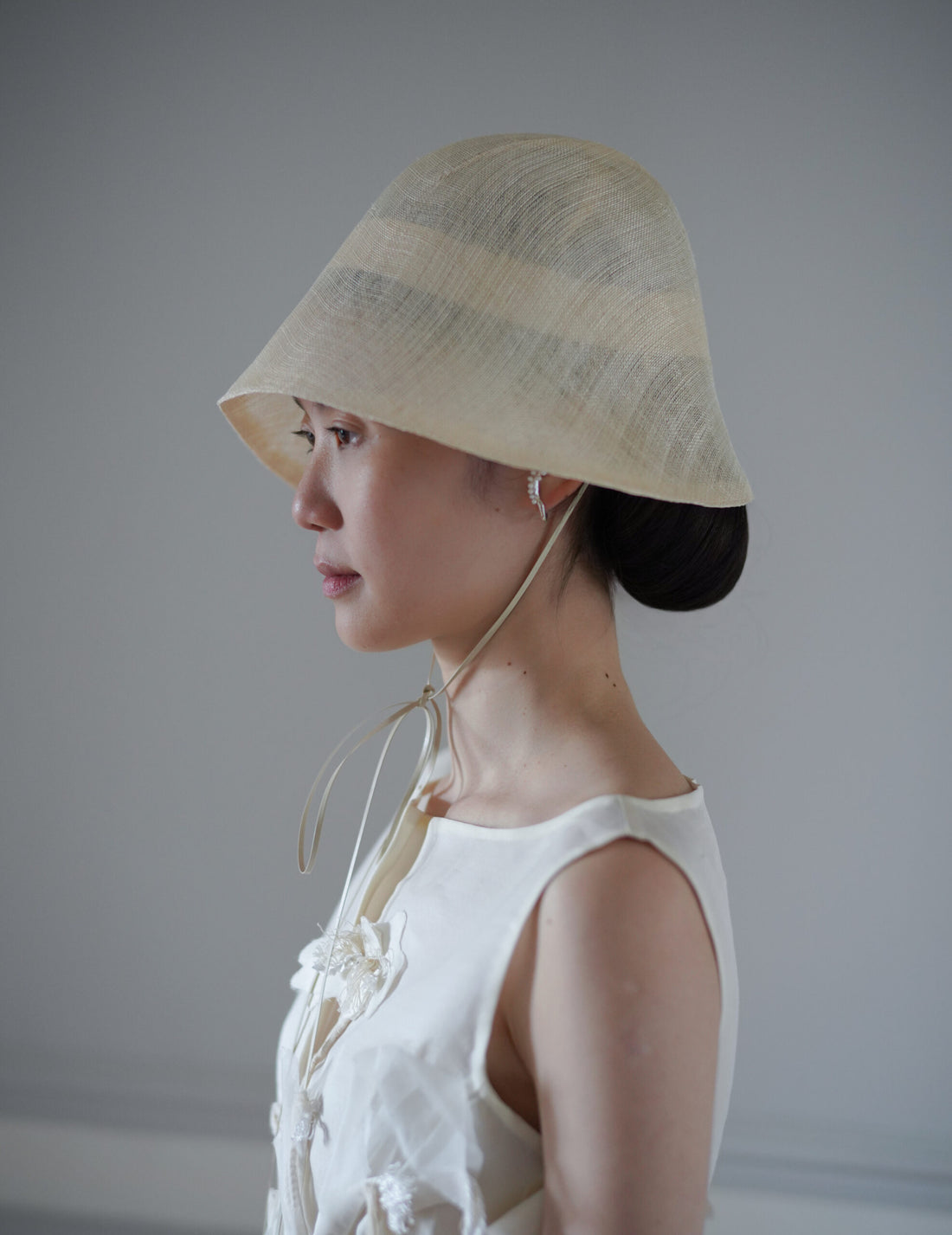 Sinamay 編織鐘形帽・米白色