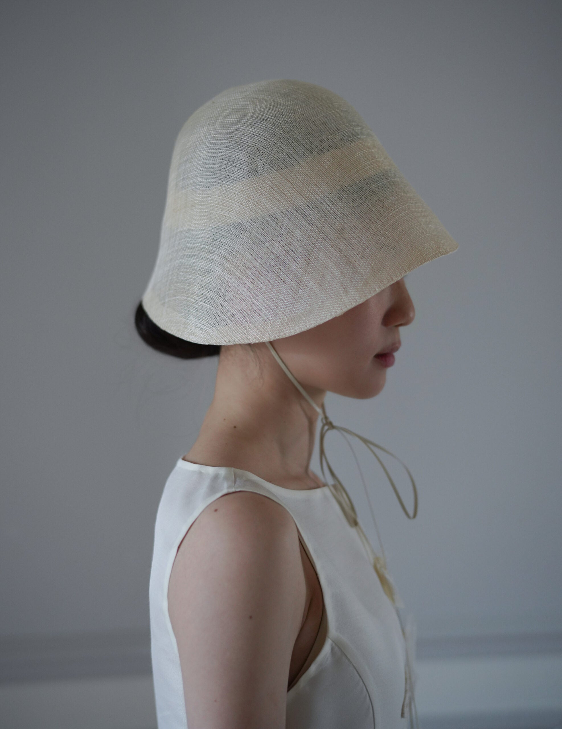 Sinamay Crochet Bell Hat・Ecru