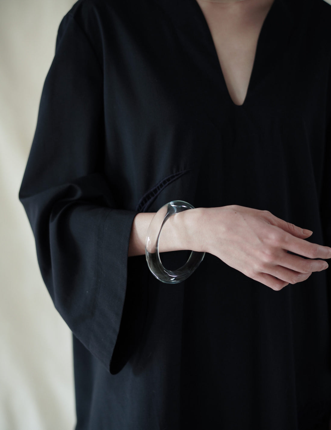 Glassy Tube Bangle・Clear