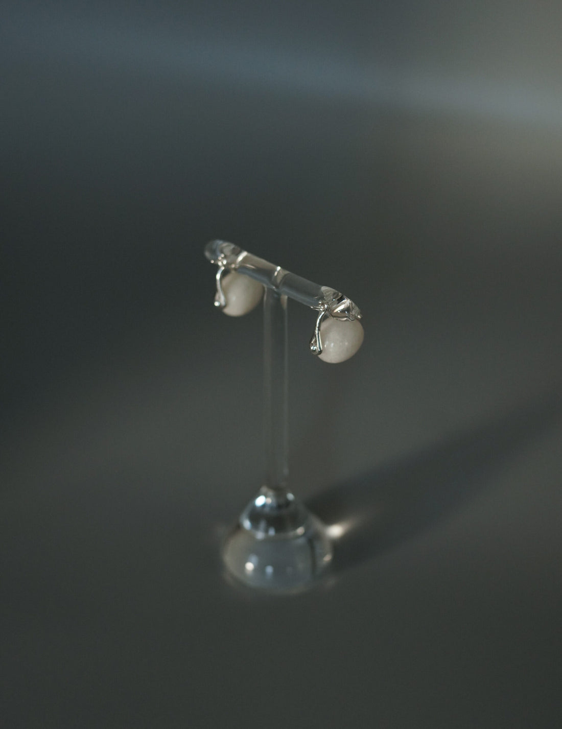 石質橢圓耳環・白長石