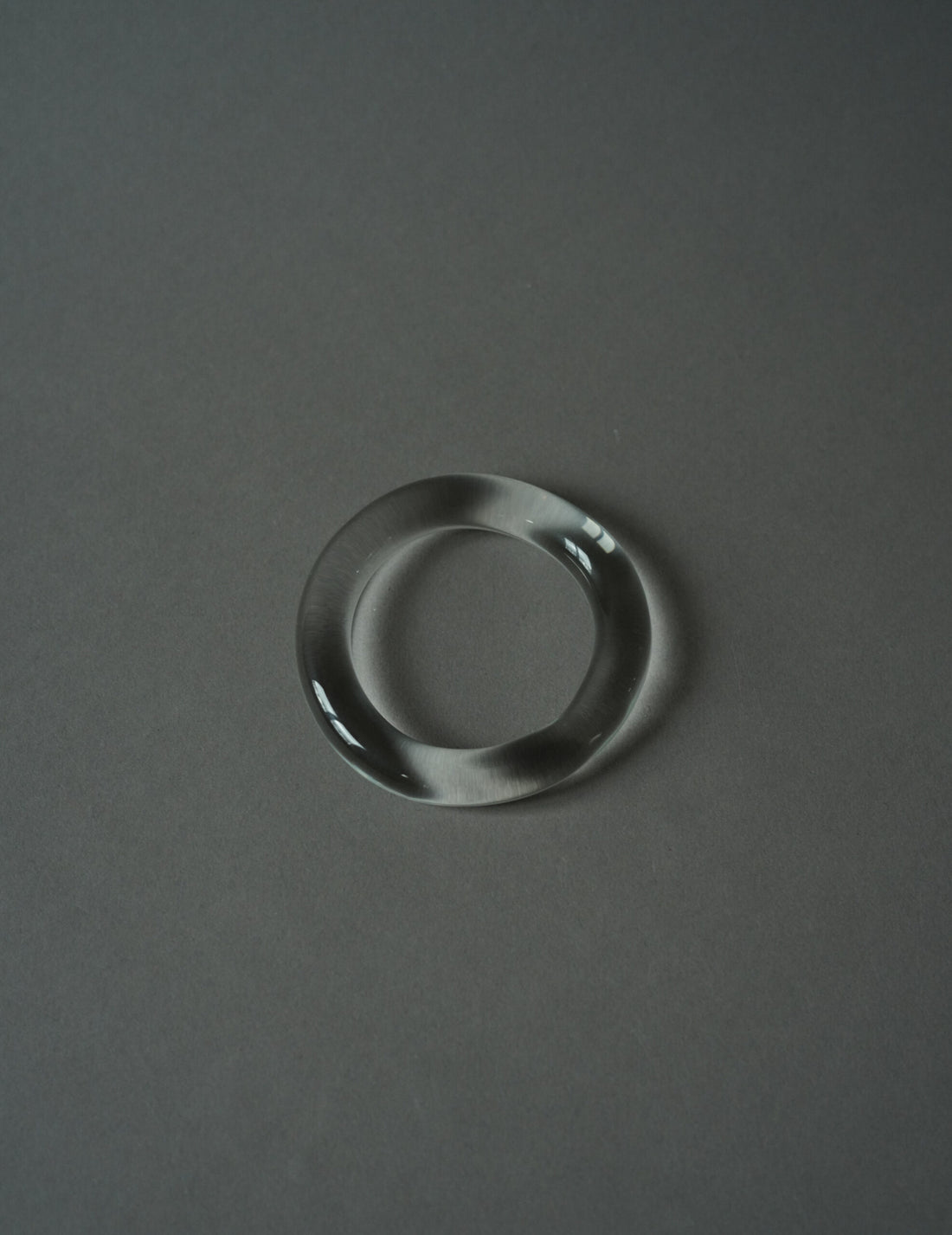 Glassy Tube Bangle・Clear