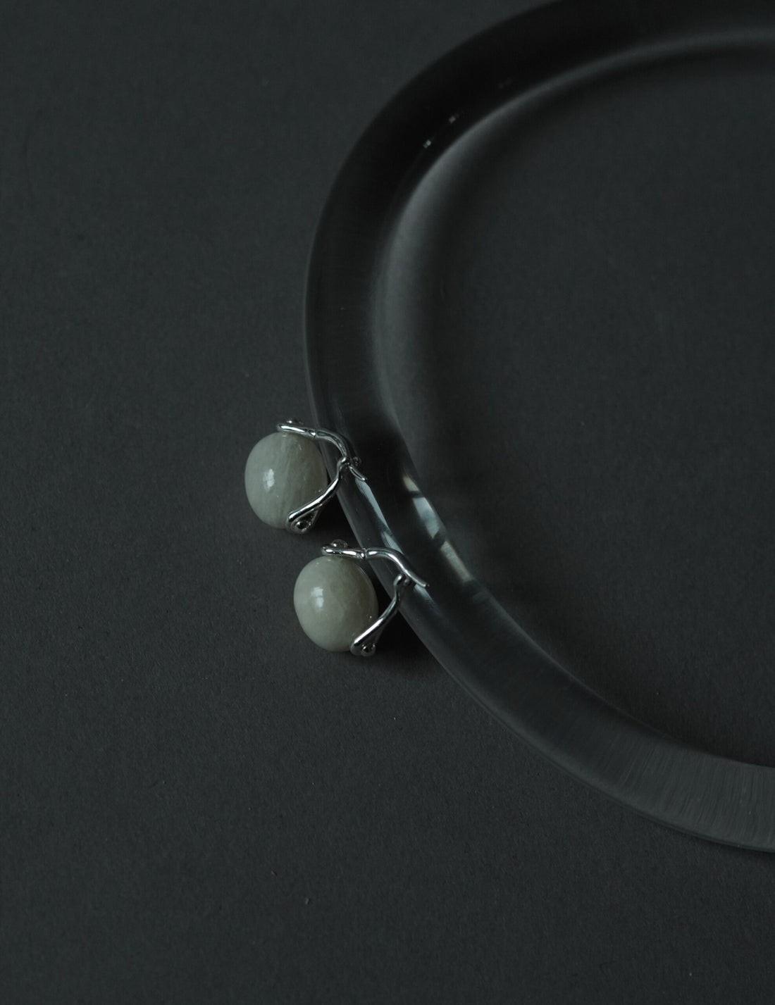 石質橢圓耳環・白長石