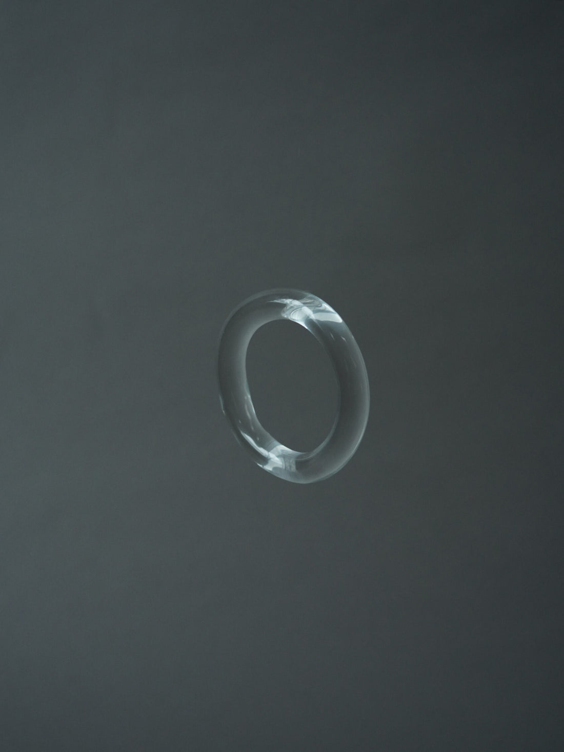 Glassy Tube Bangle・Clear