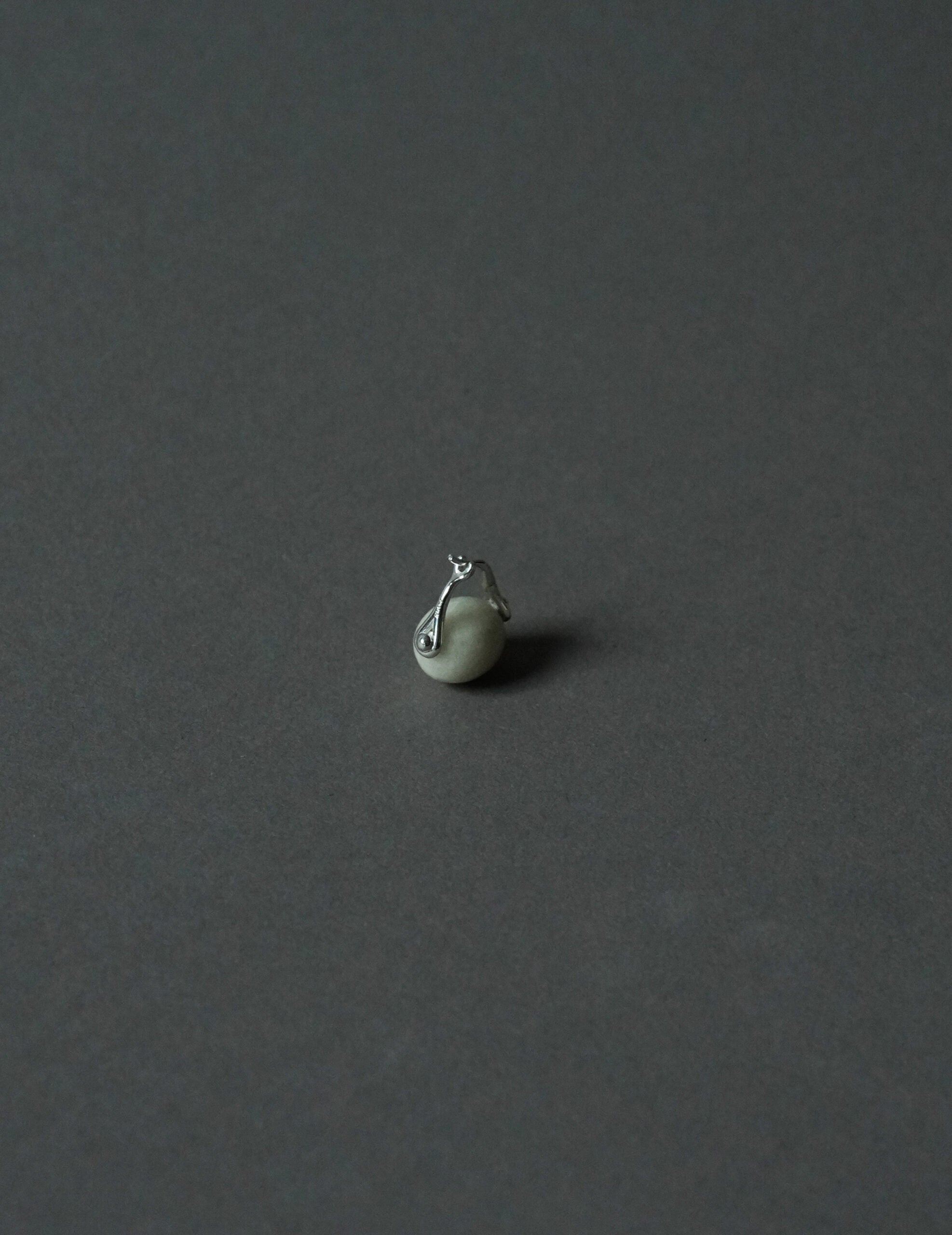 石質橢圓耳環・白長石