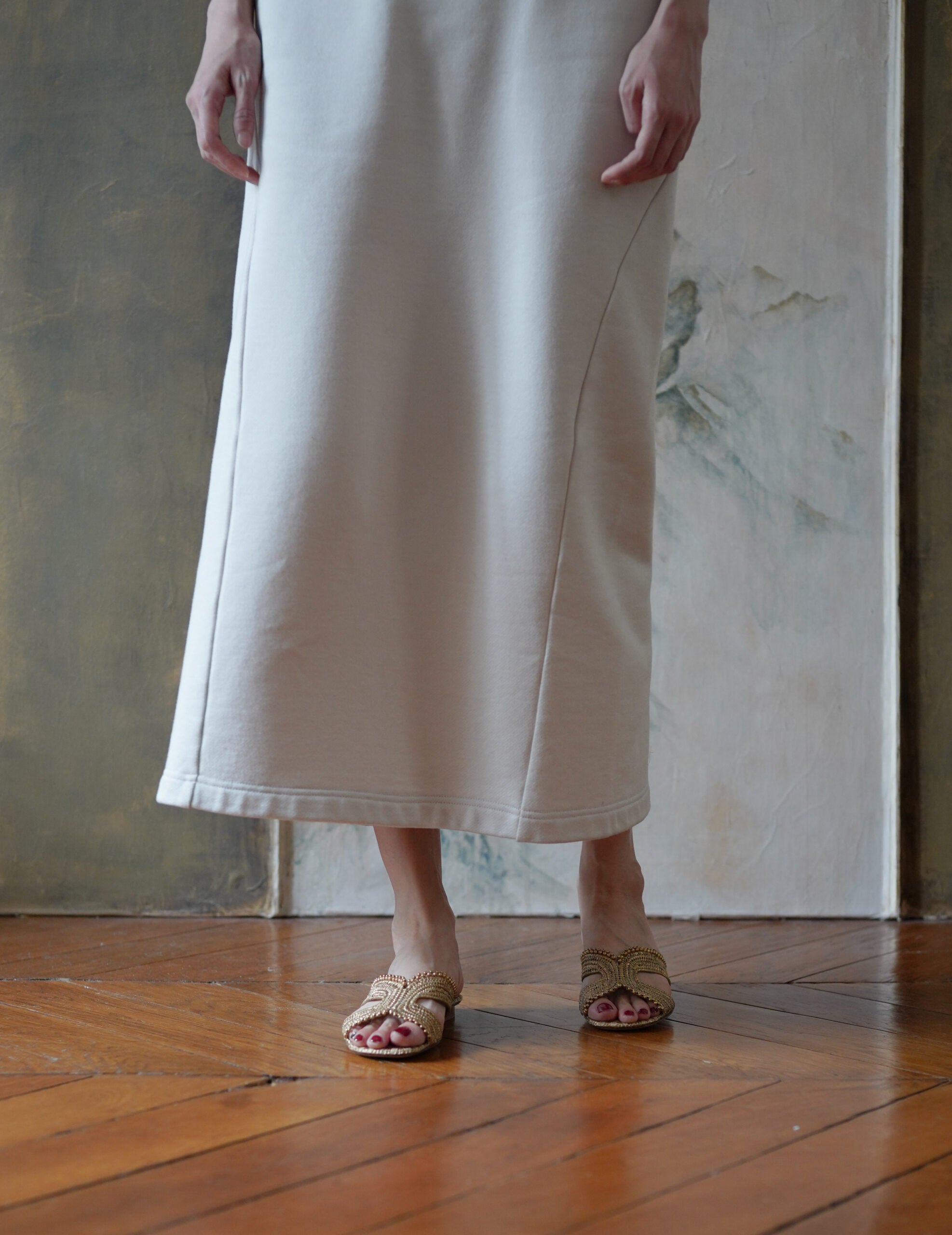 Raffia H 珠繡編織涼鞋・金色