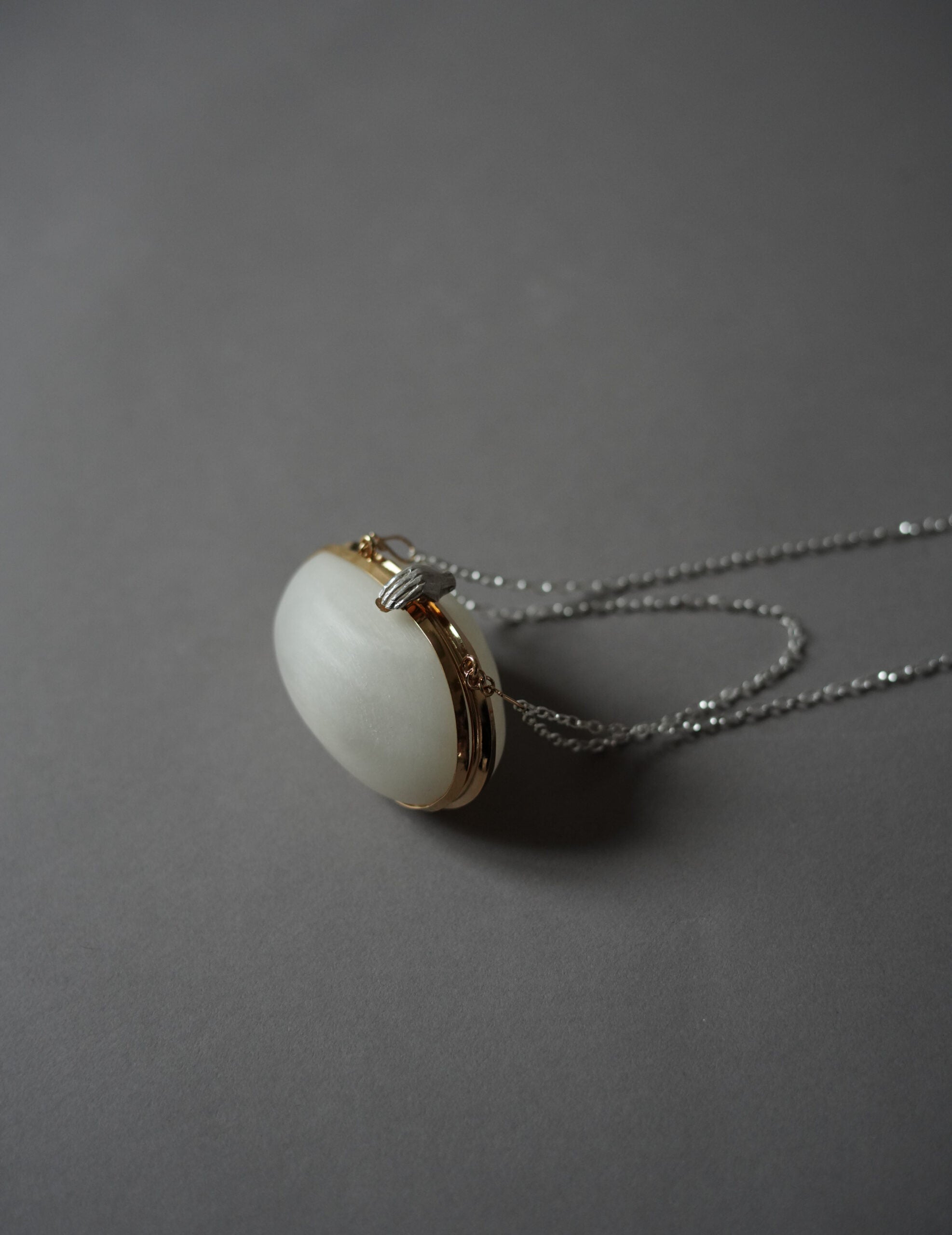 Pre-Order｜Limosnera Box Pendant Necklace