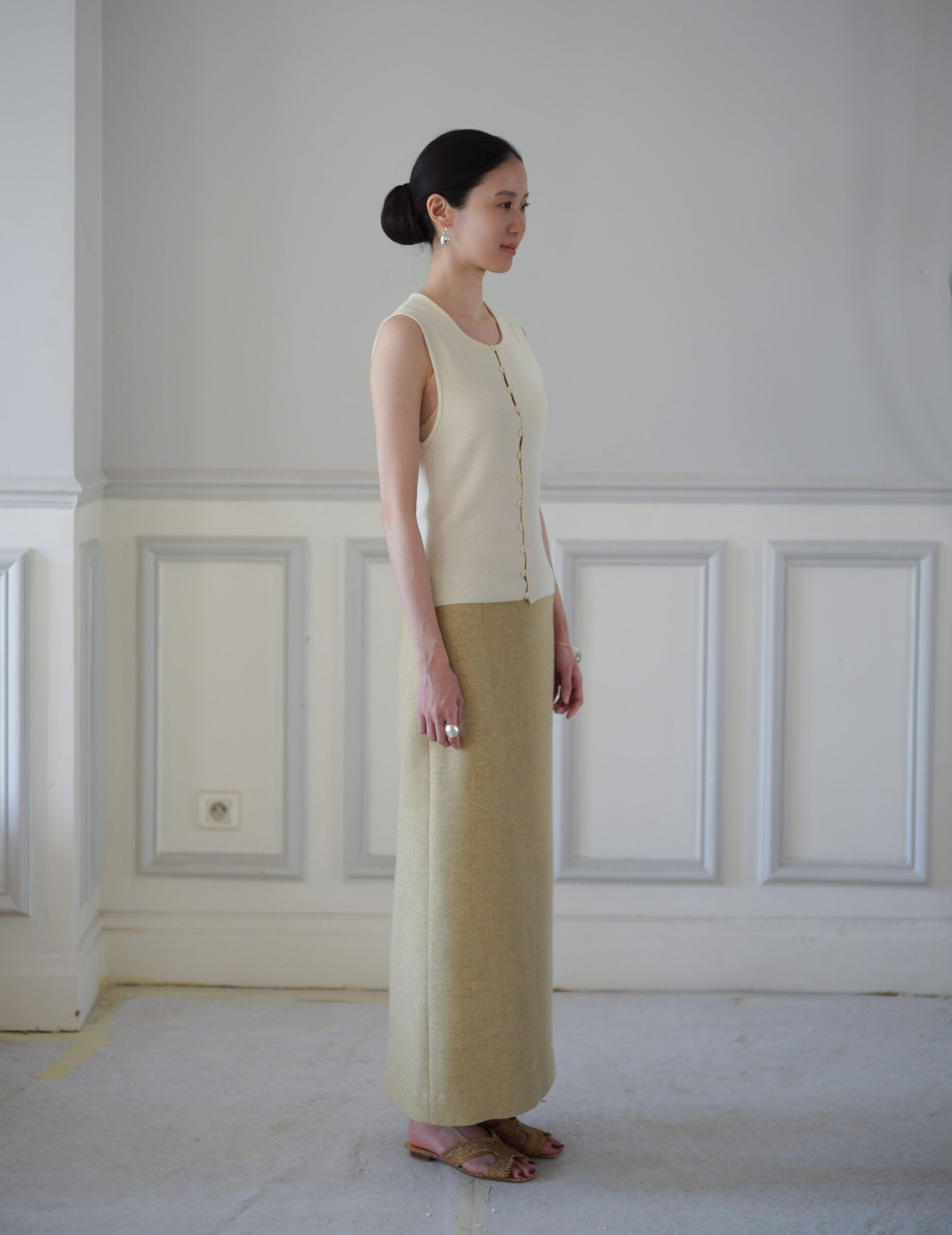 Button Down Sleeveless Knit Top・Ivory