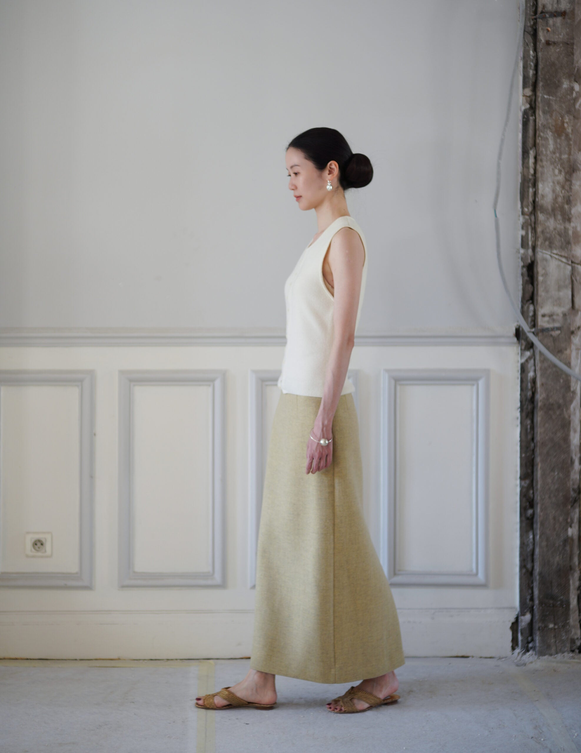 Button Down Sleeveless Knit Top・Ivory