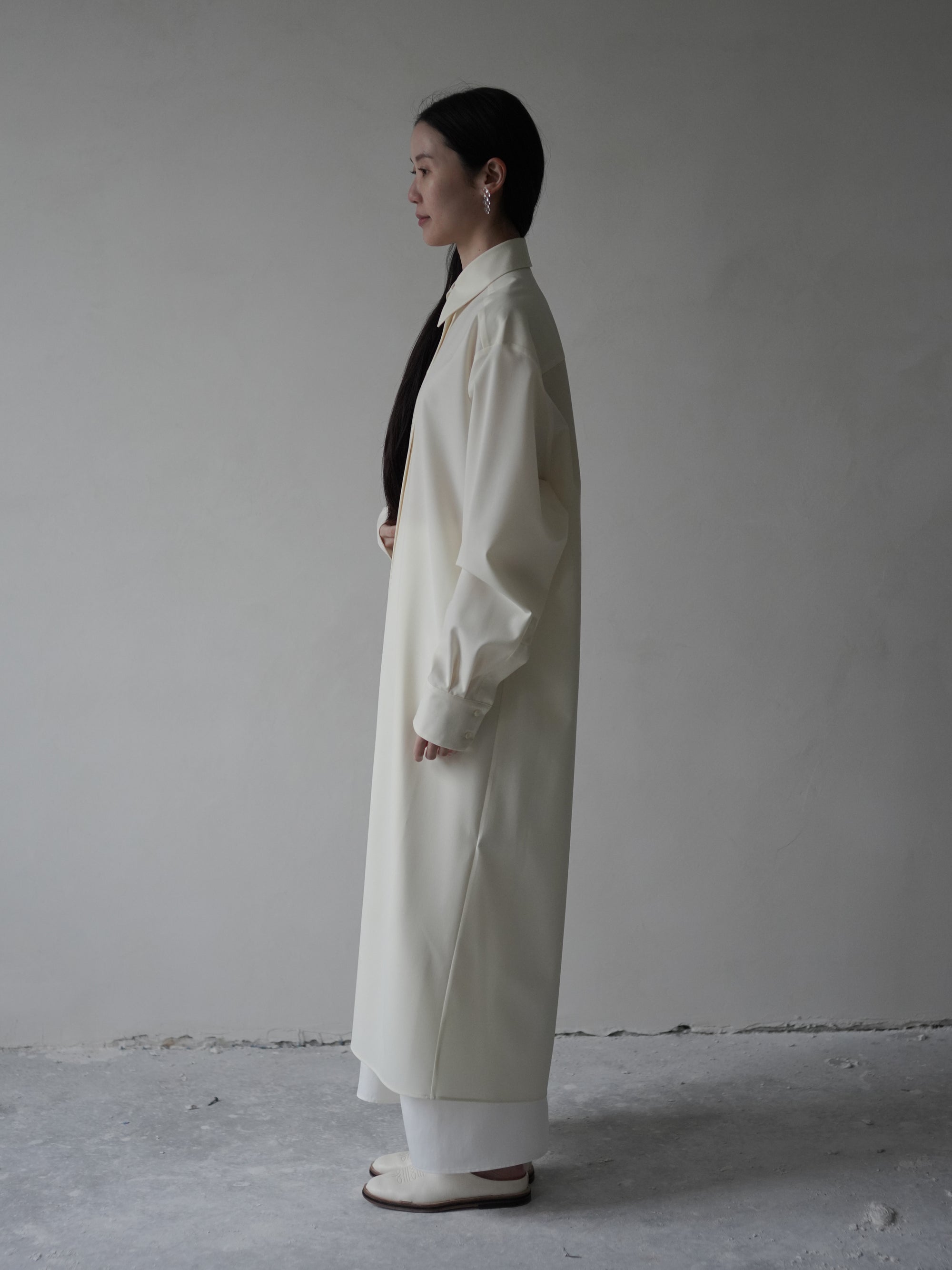 Gather Shirt Dress with Ribbon・Ivory