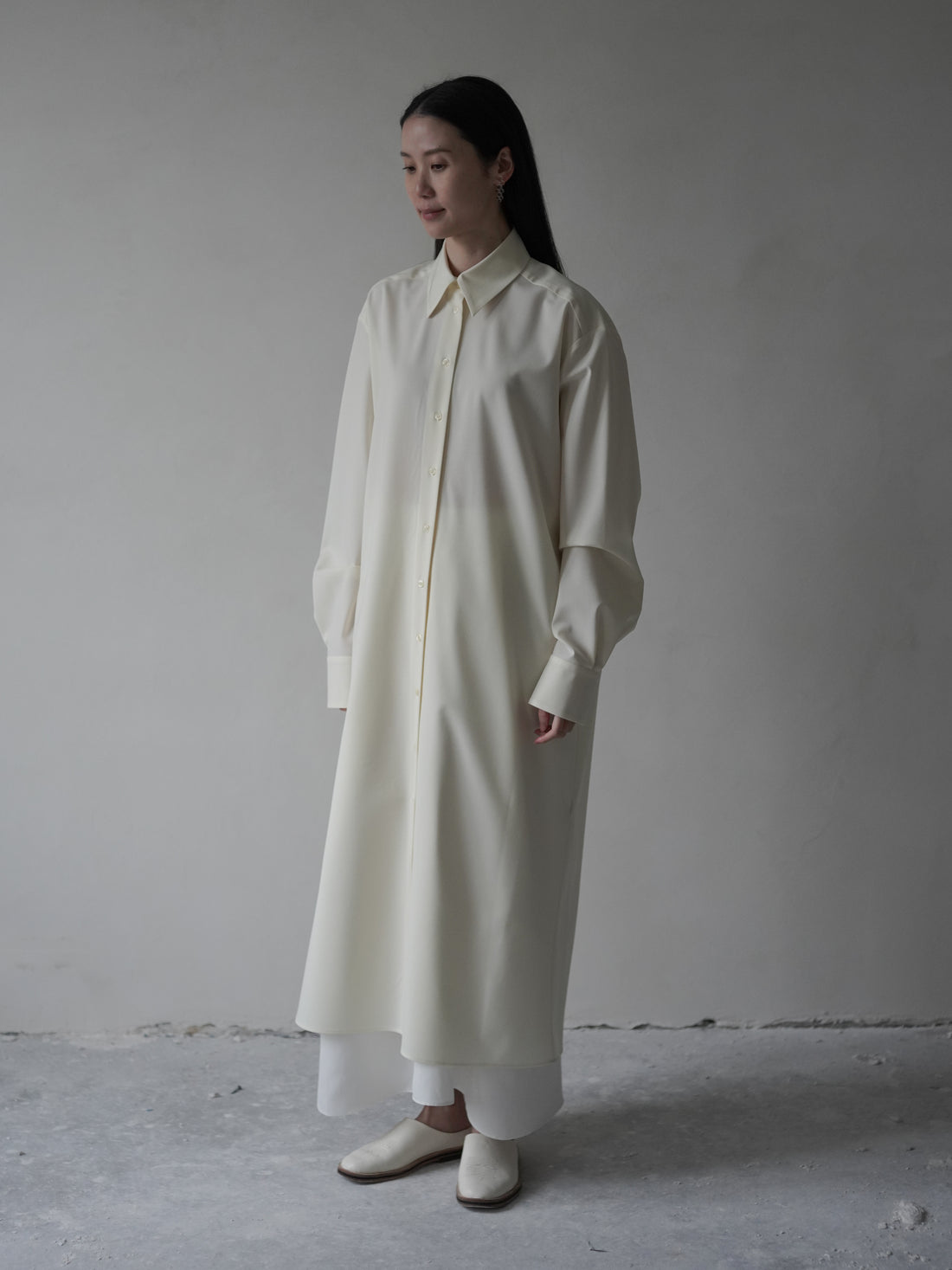 Gather Shirt Dress with Ribbon・Ivory