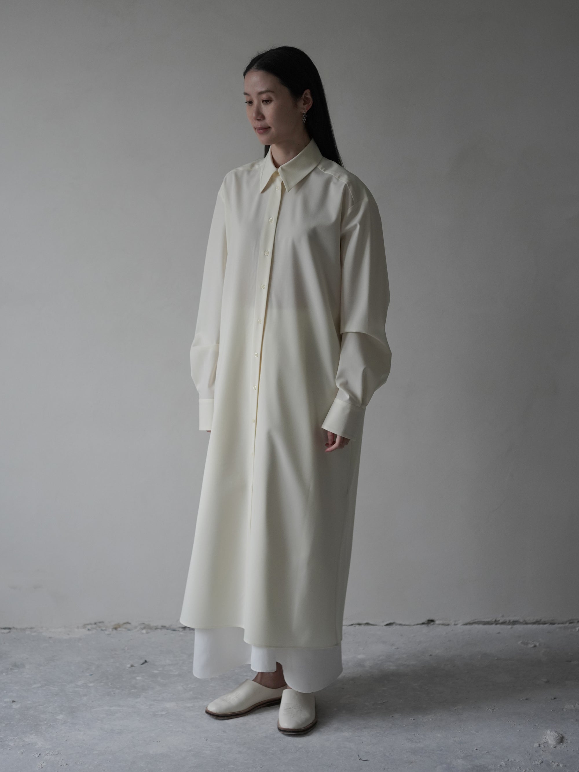 Gather Shirt Dress with Ribbon・Ivory