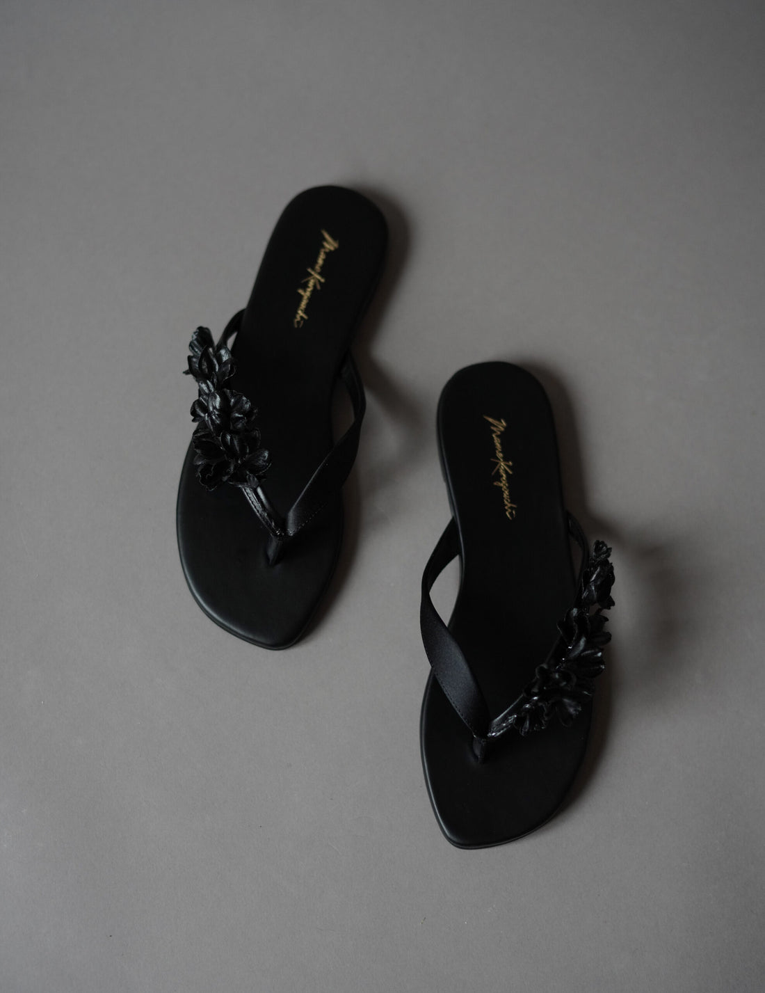 Floral Motif Sandals・Black