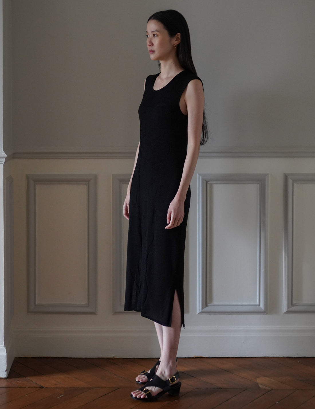 Woman Figure Knitted Dress・Black