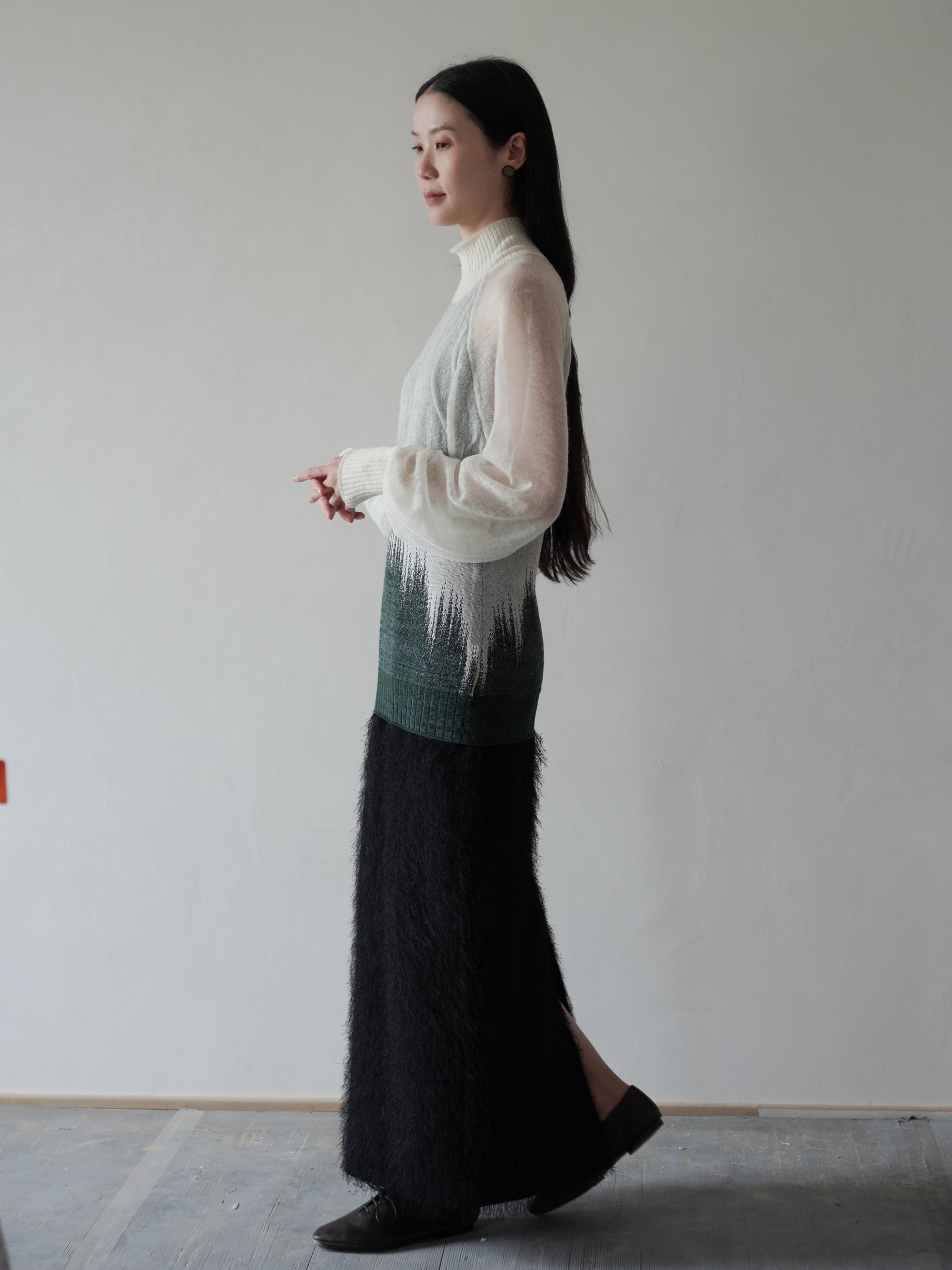 All-Over Fringe Skirt・Black