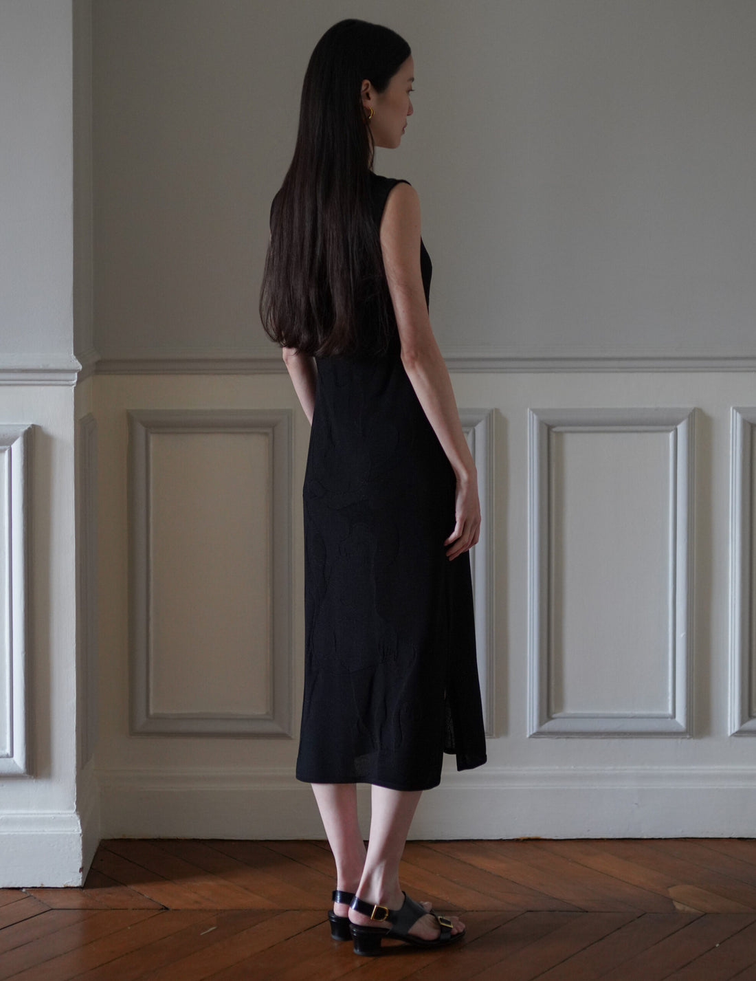 Woman Figure Knitted Dress・Black