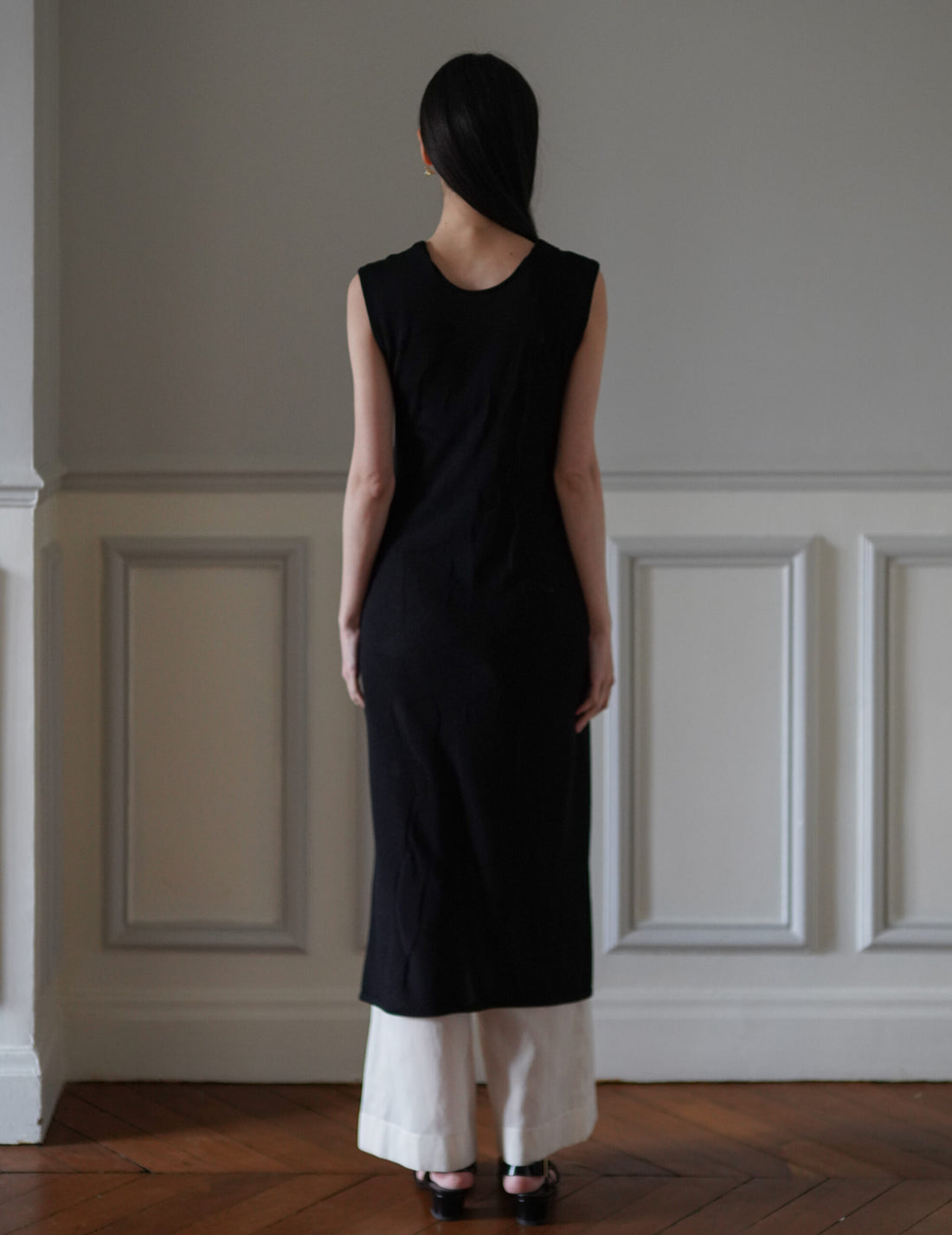 Woman Figure Knitted Dress・Black