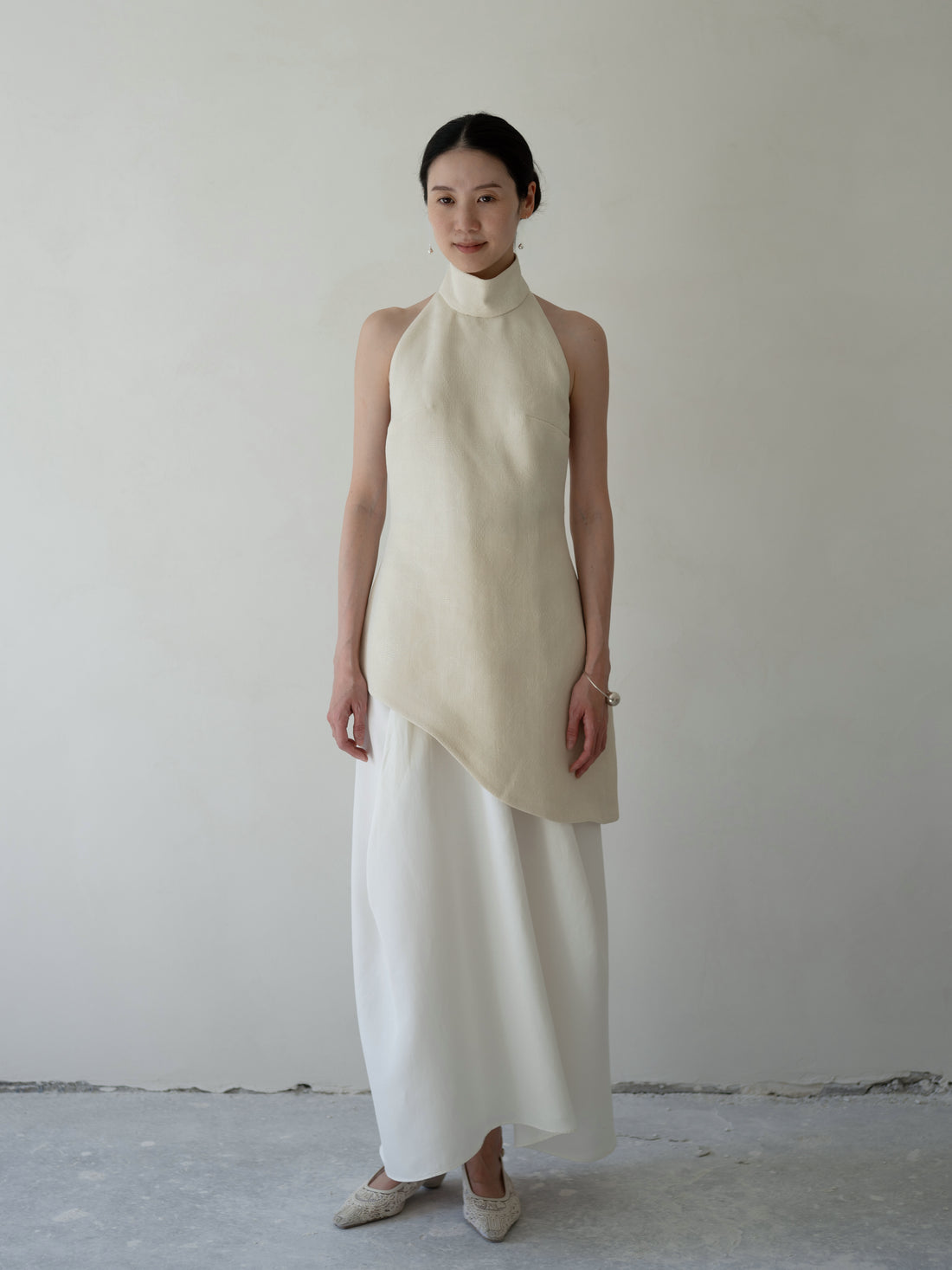 Rita 高領露背上衣・奶油色